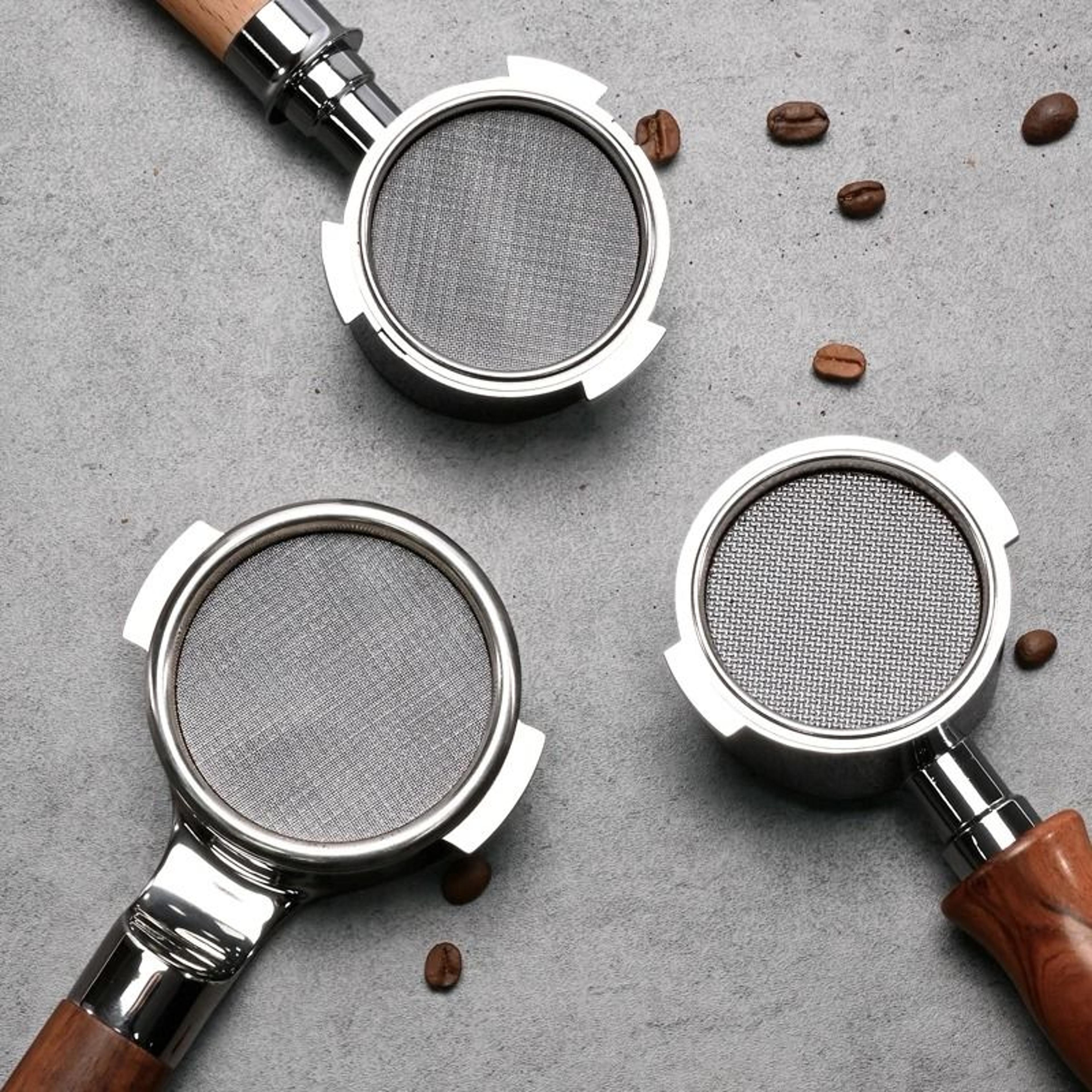 pro-grade 316 stainless steel espresso puck screen – reusable metal filter for 51/53.5/58.5mm portafilters