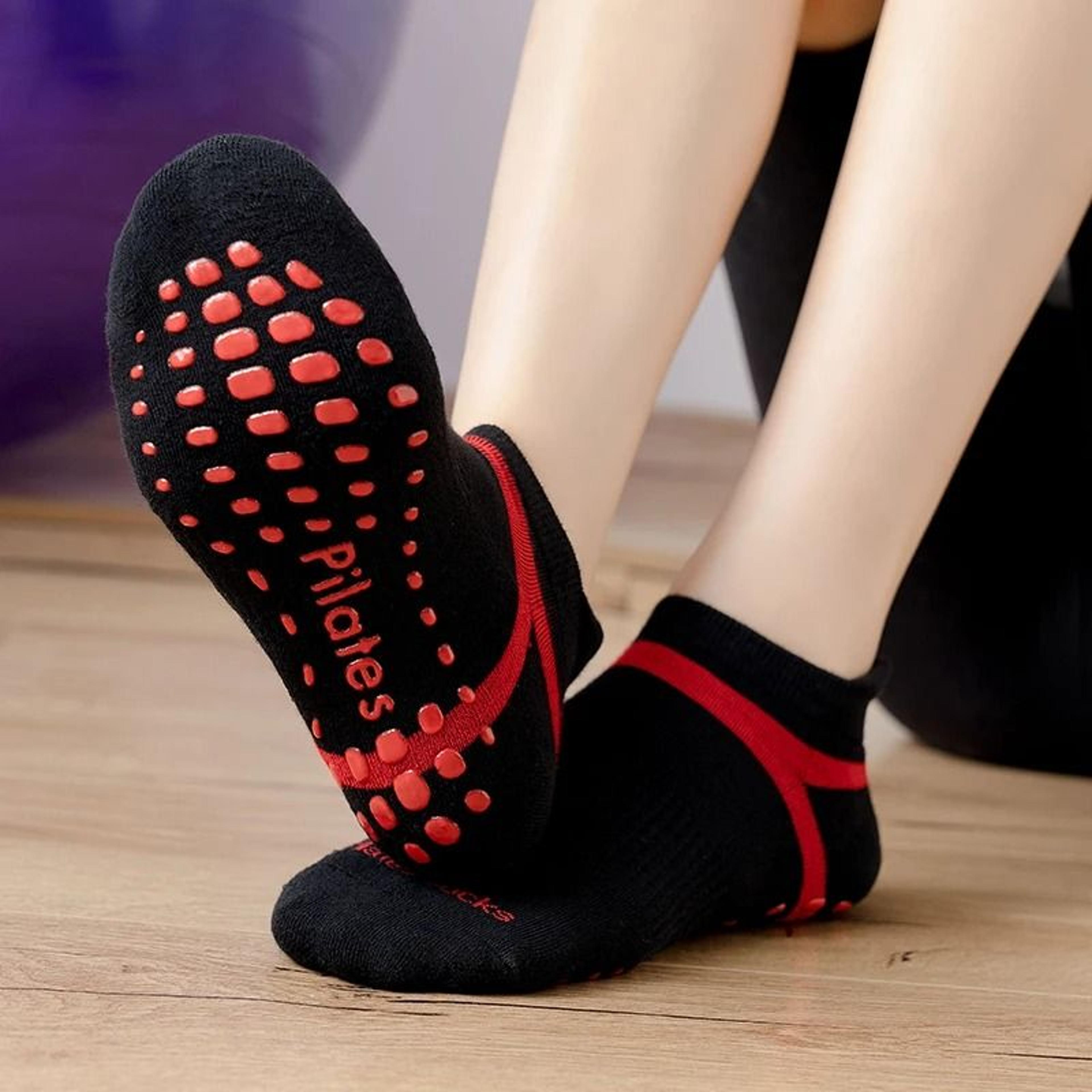 professional ladies pilates socks – high-performance anti-slip yoga socks & cotton ballet dance fitness gear