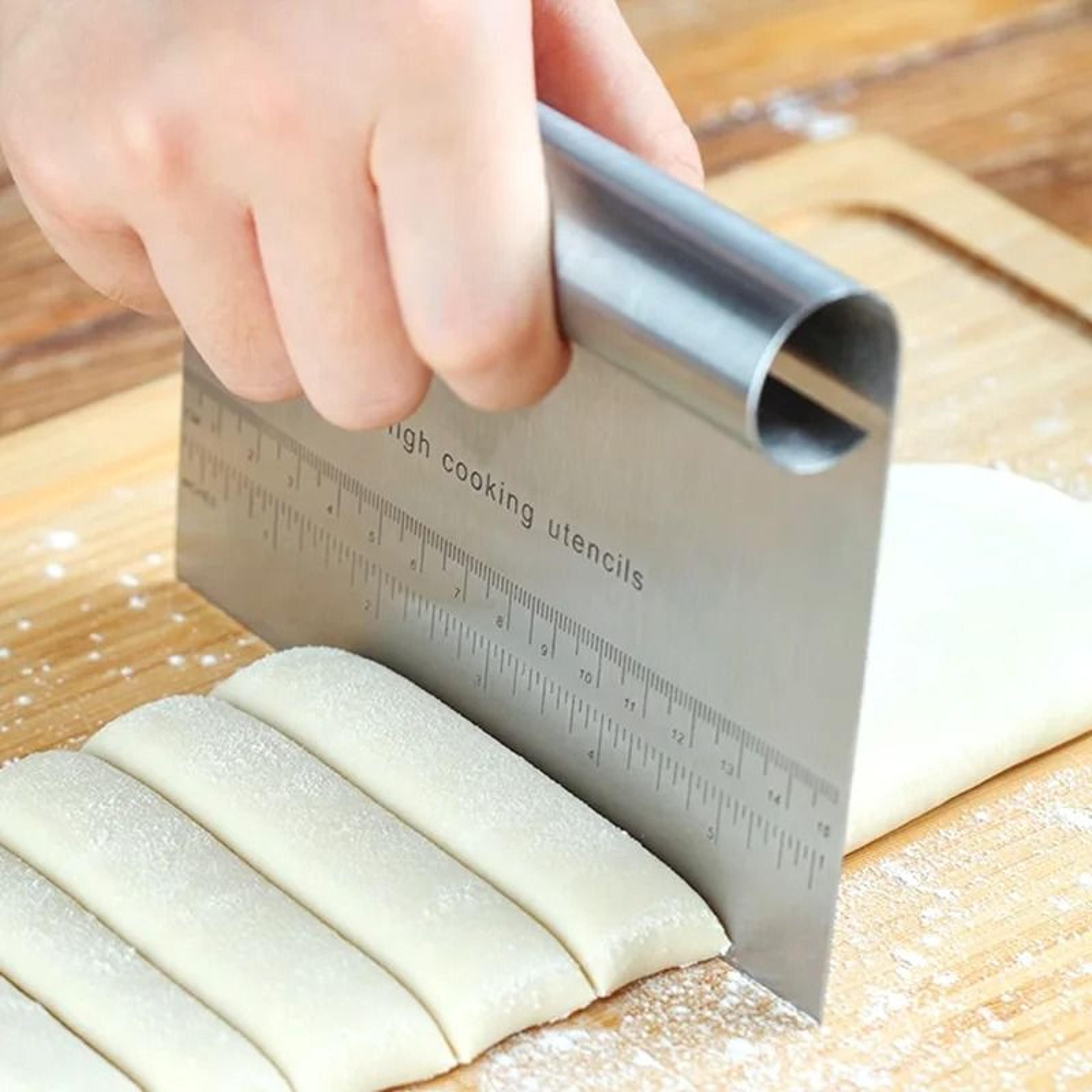 stainless steel pizza cutter and high-performance bench management architecture