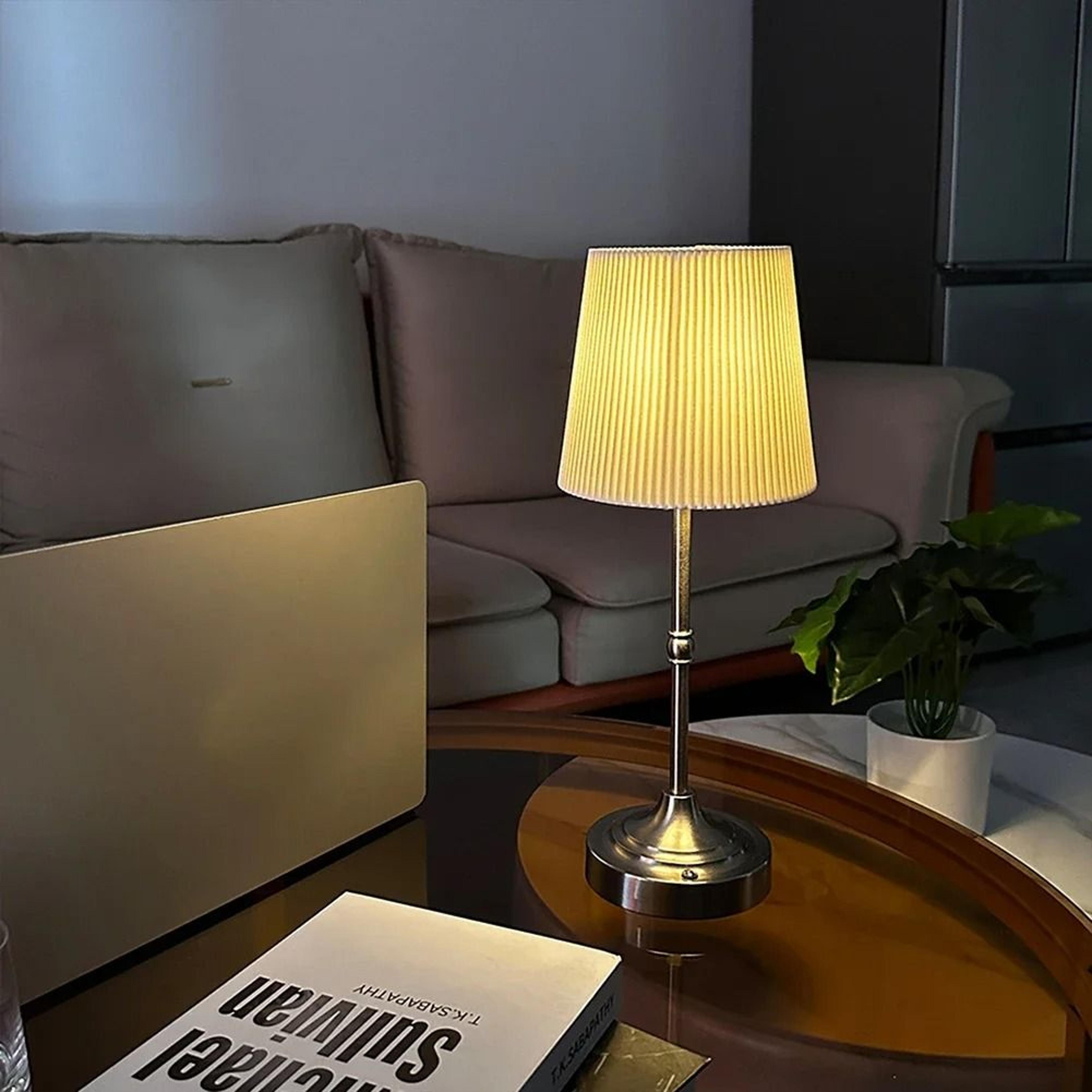 metal base small table lamp 2200k warm light cordless led desk lamp usb rechargeable 5200mah portable