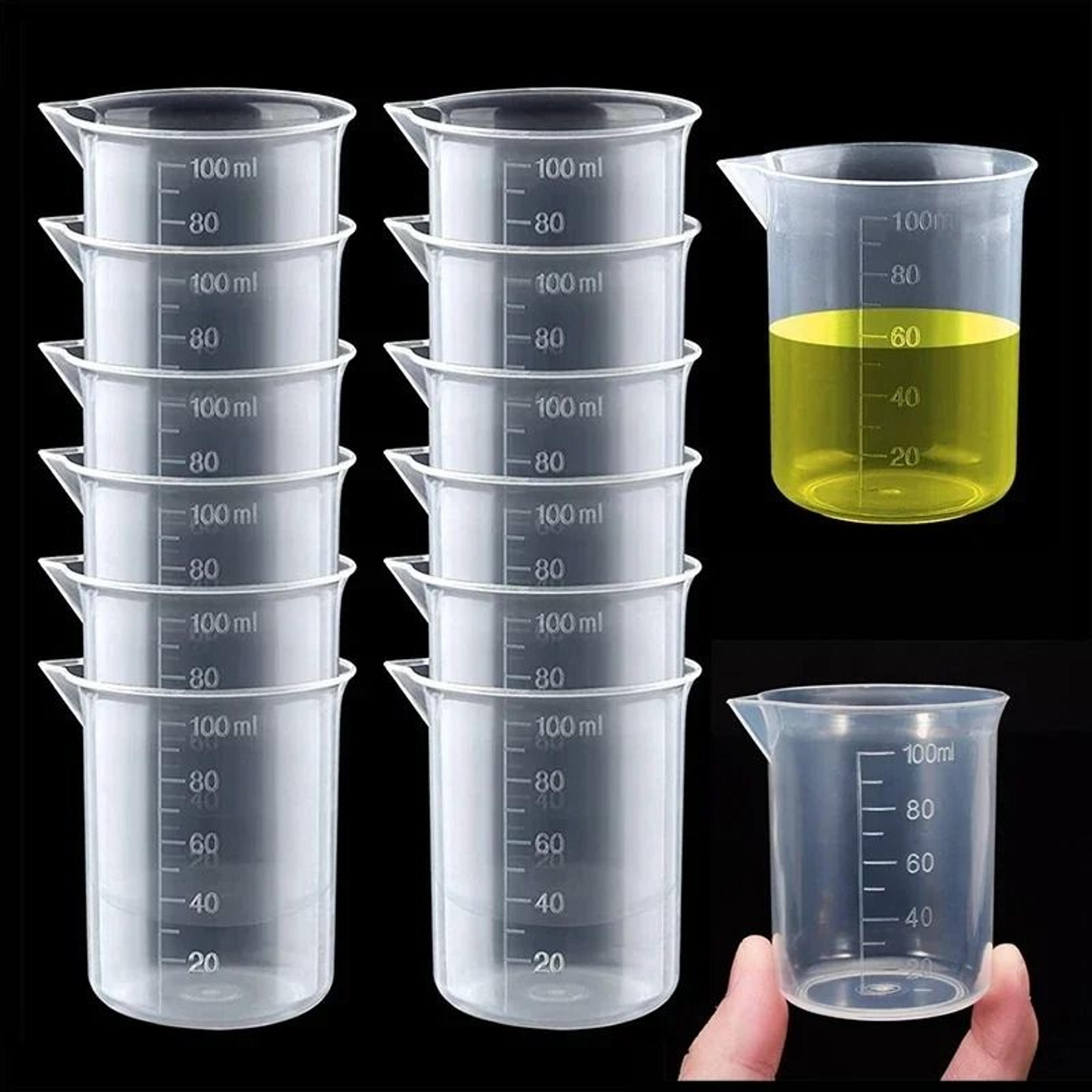 100ml transparent plastic measuring cup with scaled markings for lab & kitchen