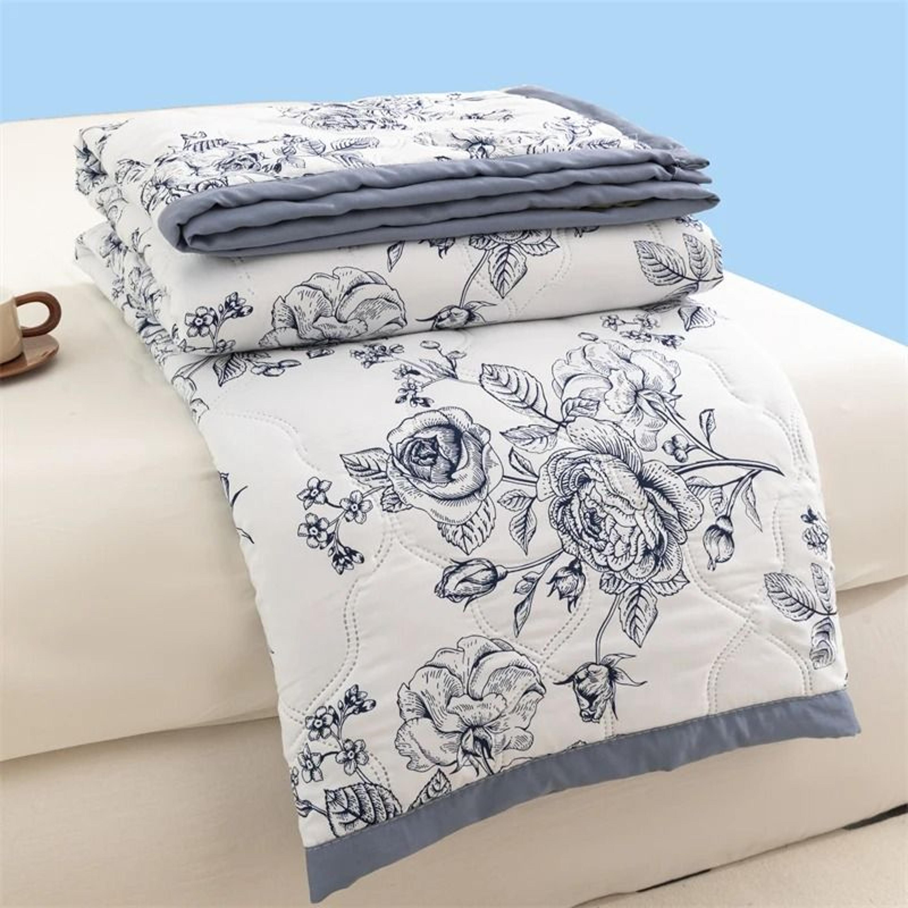floral style summer thin quilt (skin-friendly air conditioning comforter & bedspread)