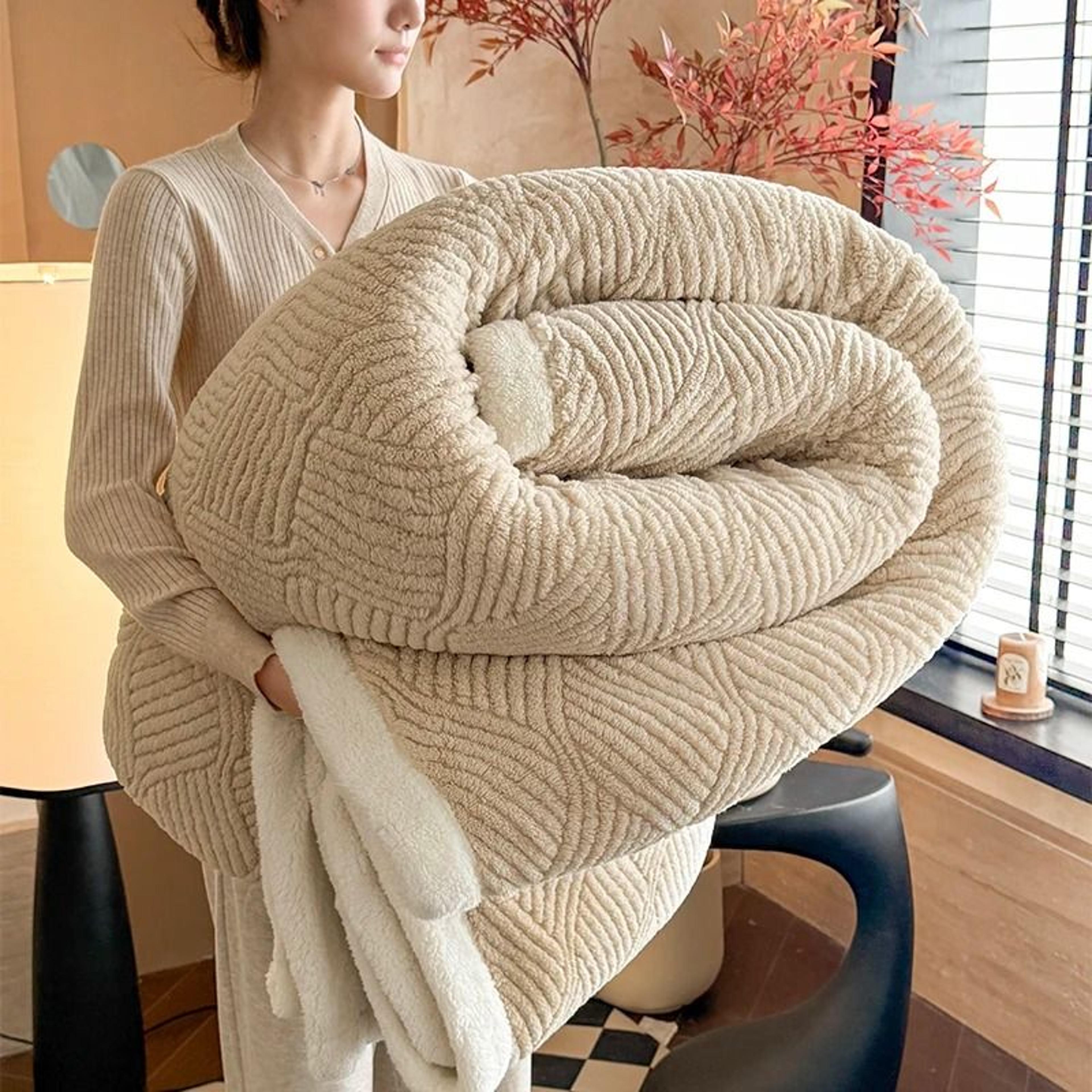 solid warmth jacquard autumn winter blanket (thickened warm multi-functional sofa & nap throw)