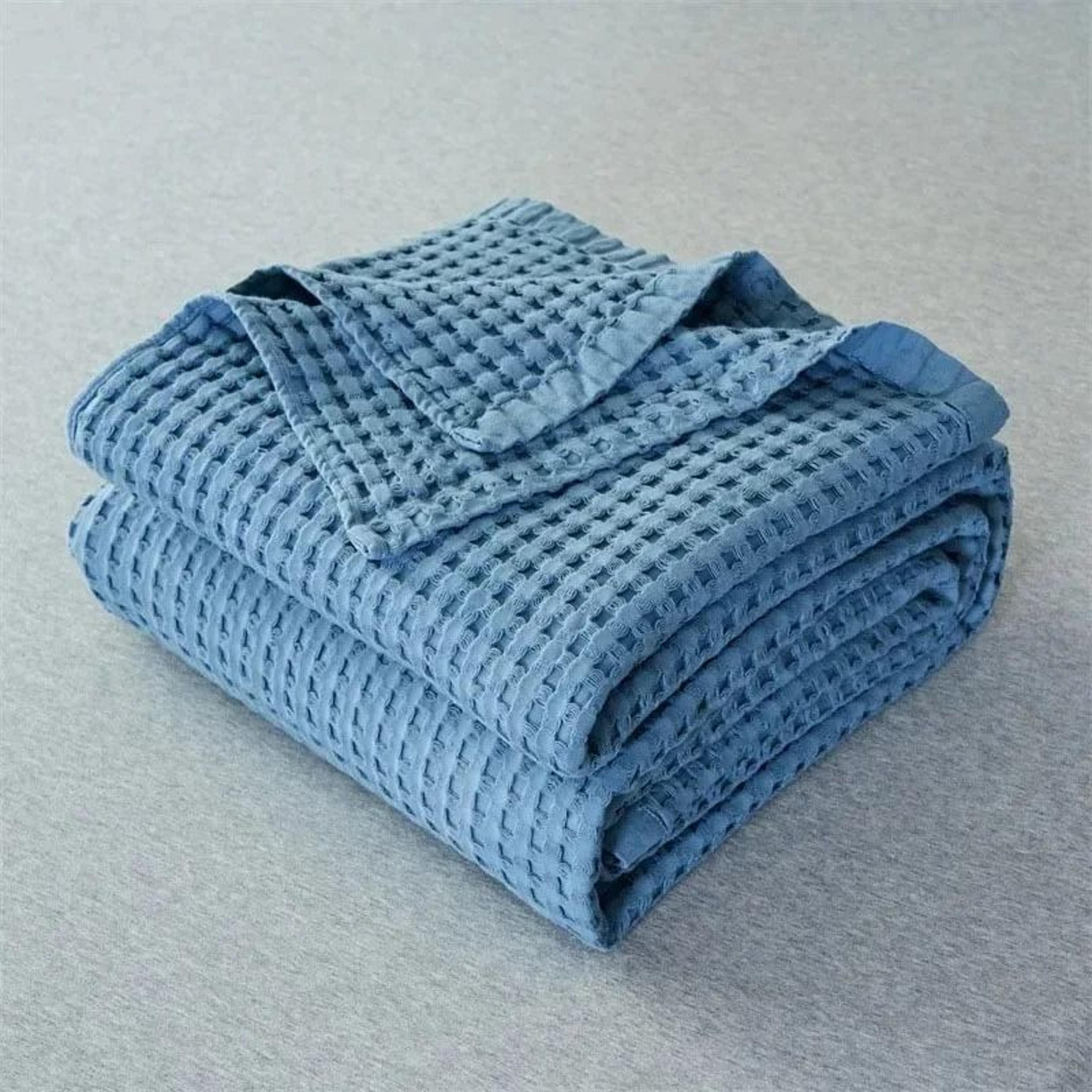 cotton waffle plaid bedspread & sofa blanket (breathable all-season throw for single, double, twin, queen, king)