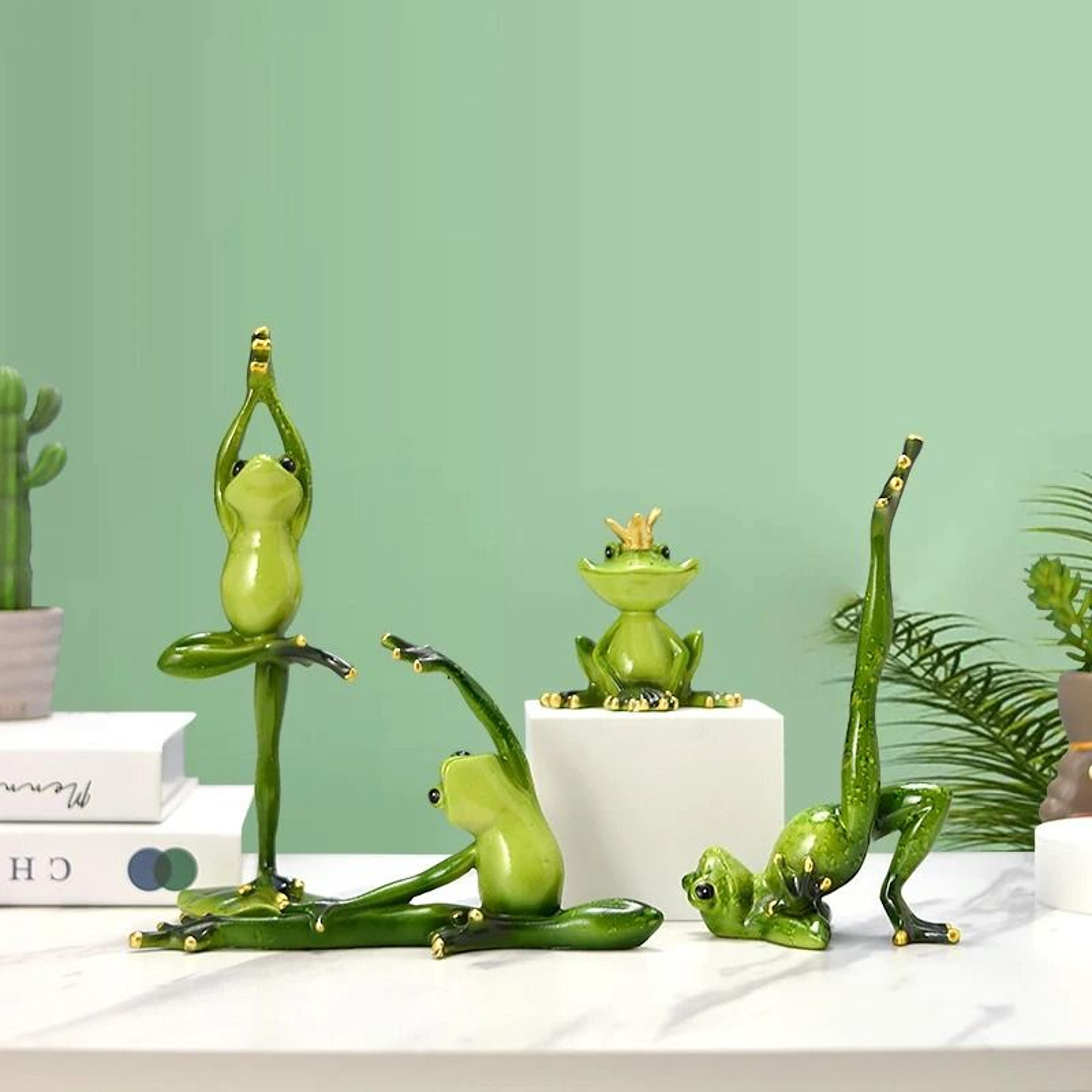 rustic resin yoga frog figurine & garden patio desktop decoration