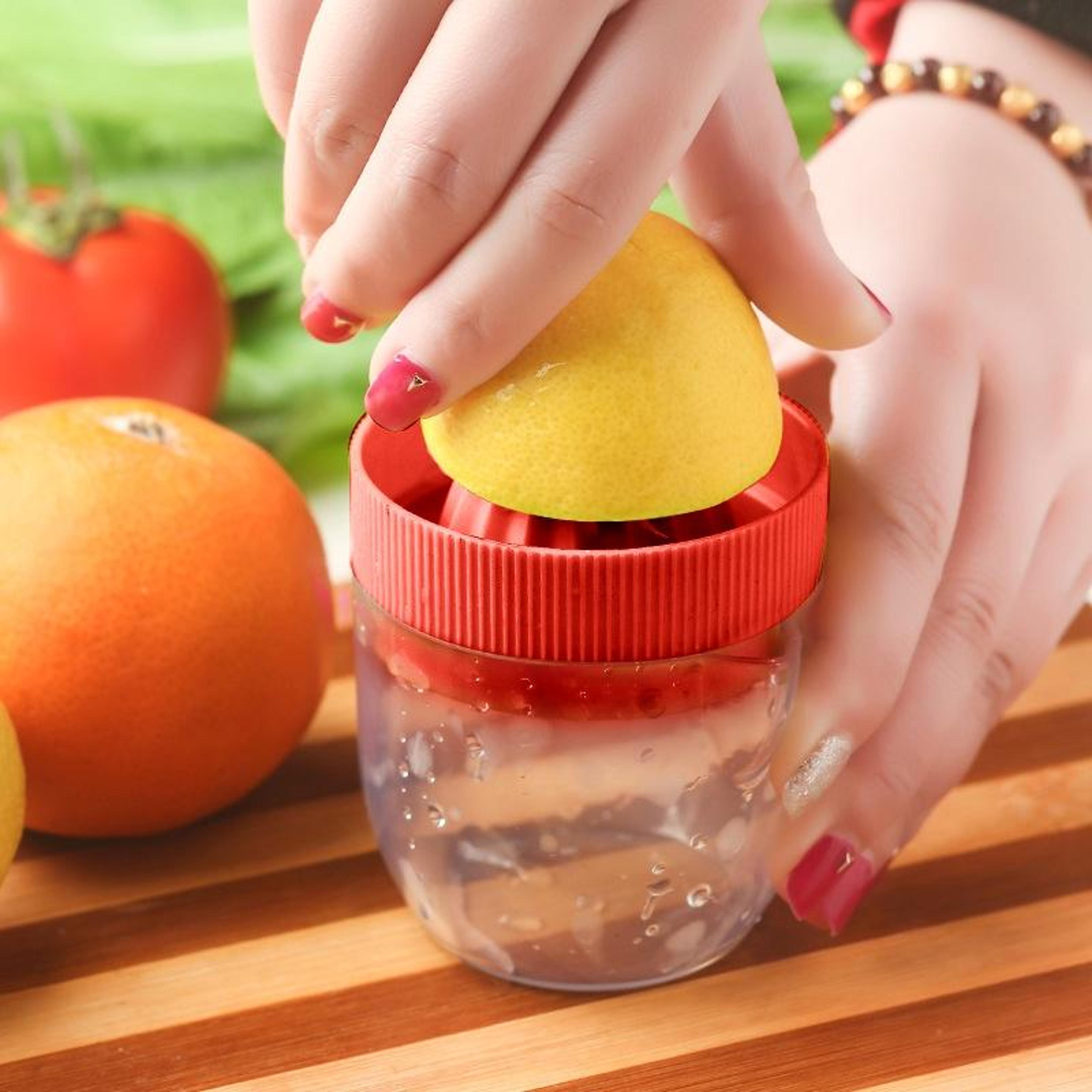 freshpress manual citrus juicer cup with measuring scale