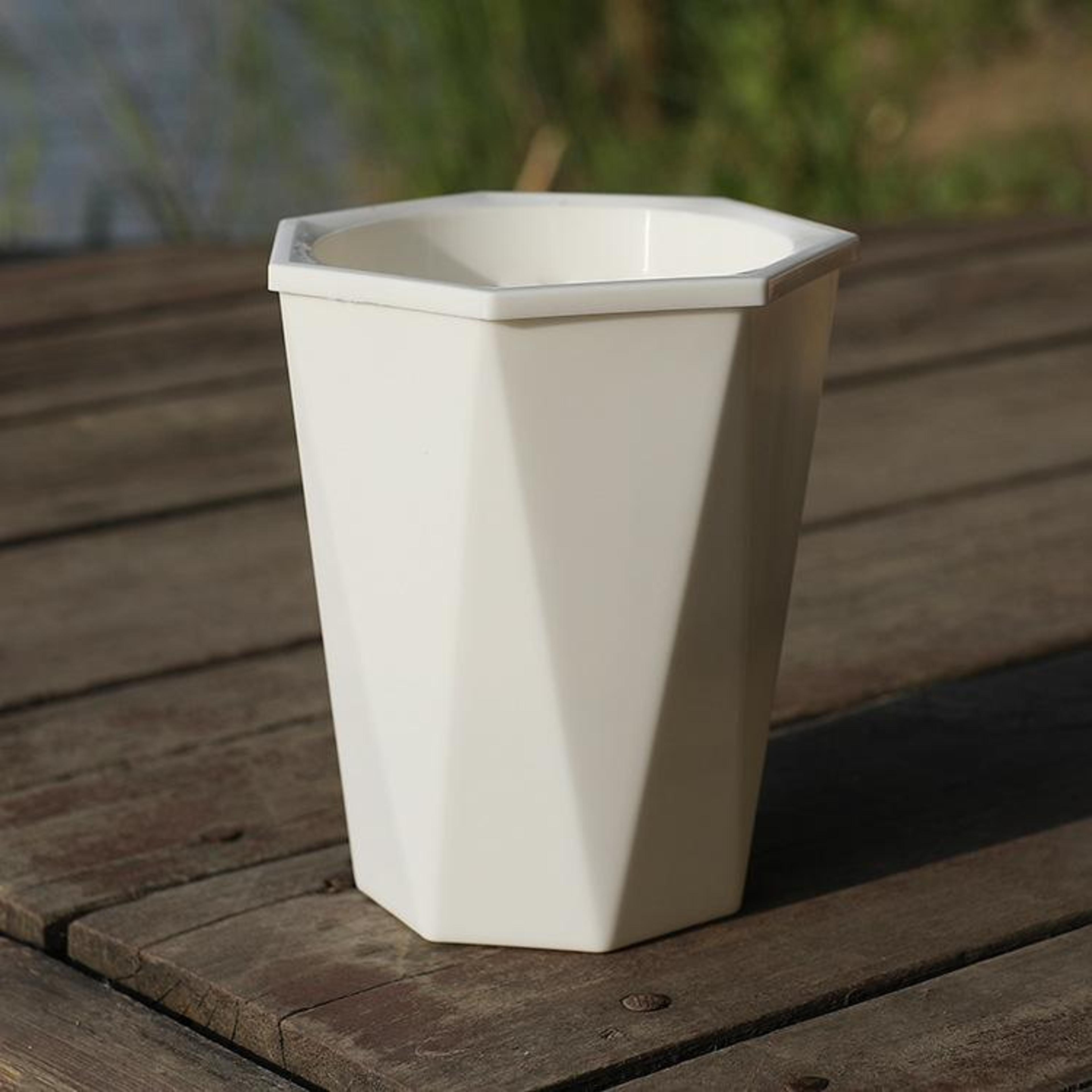 diamond self watering planter pot for indoor plants and home garden decor