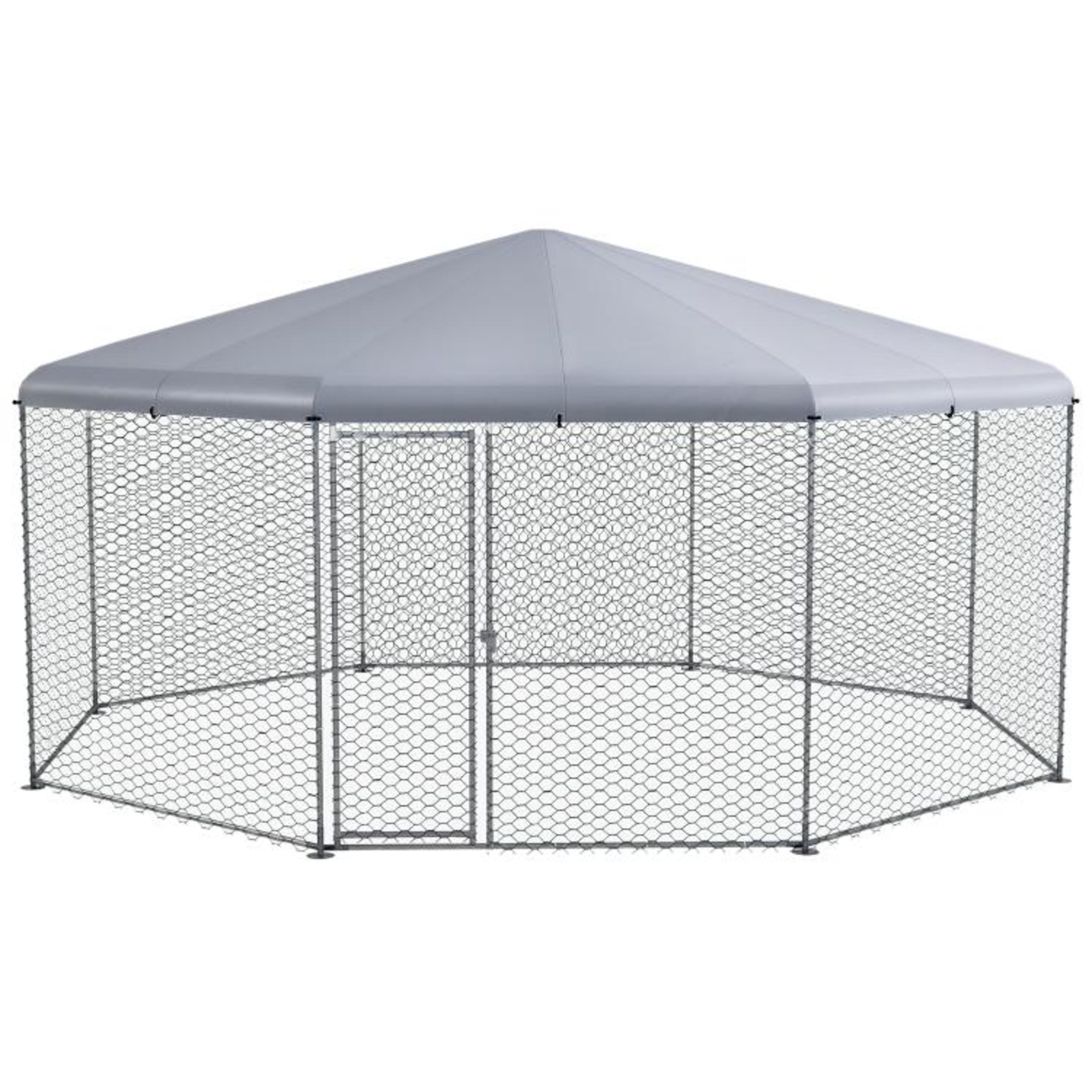 large walk-in chicken run with waterproof cover for 19–25 chickens
