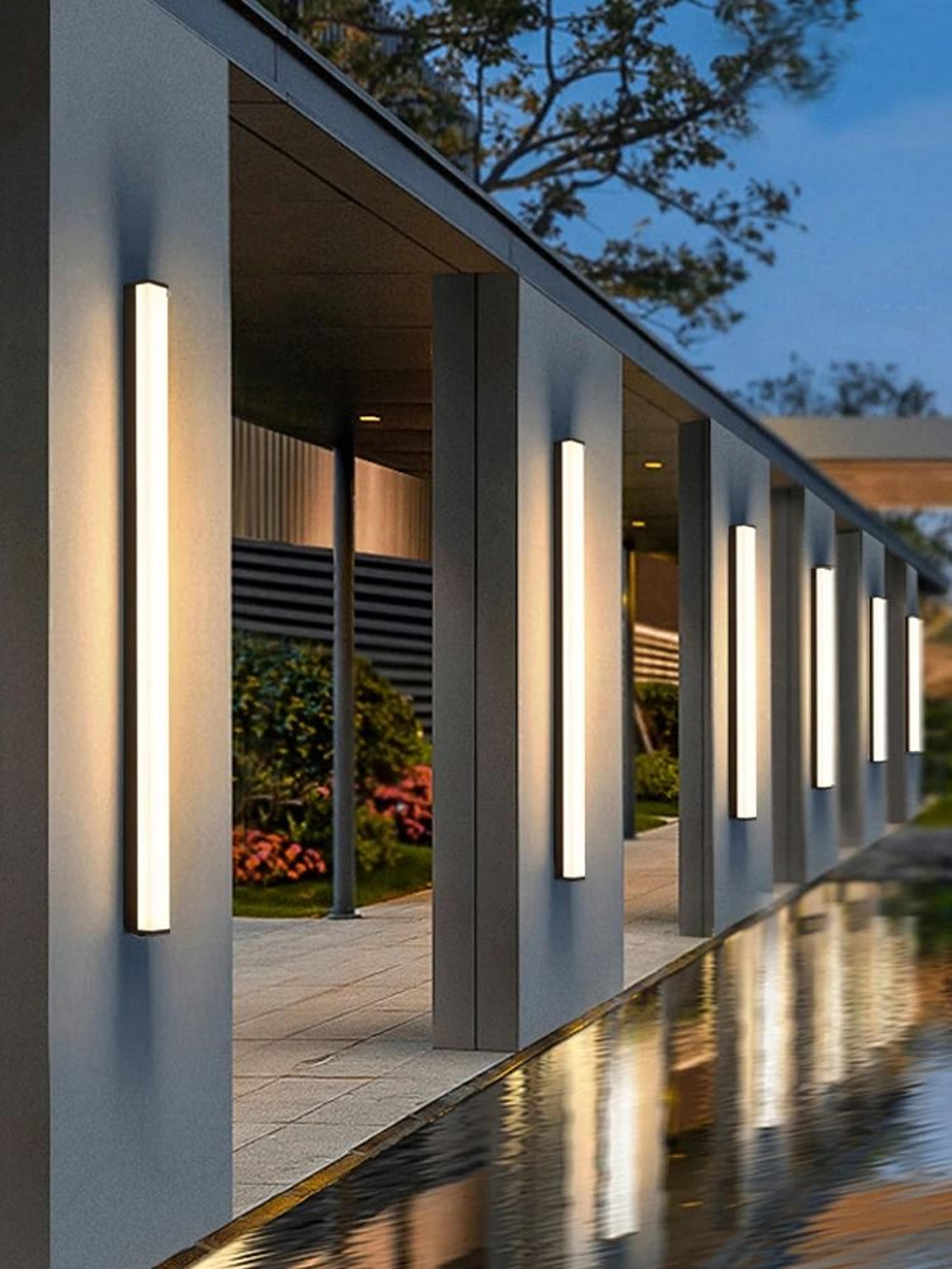 modern waterproof outdoor led wall light