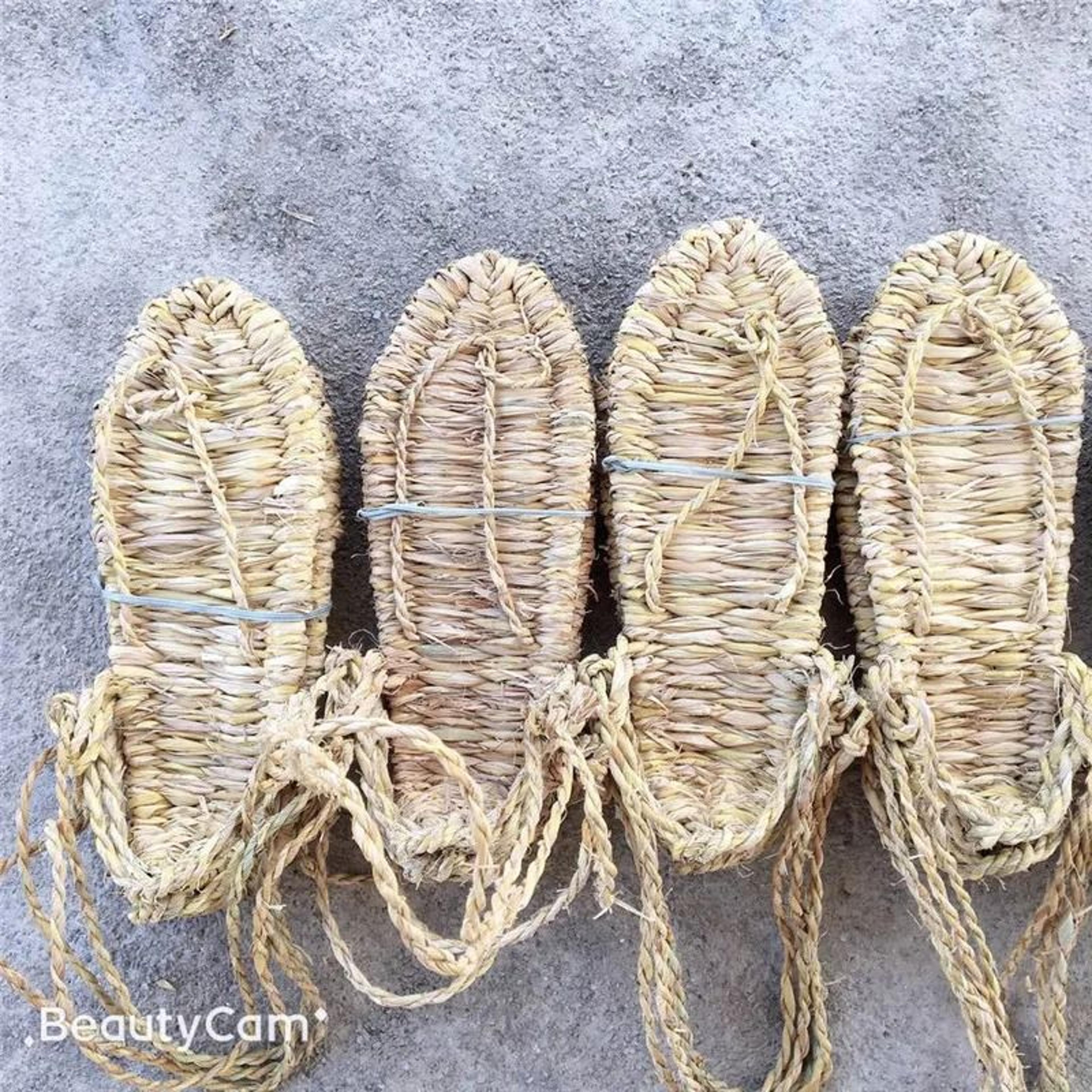 hand woven straw beach sandals for men and women