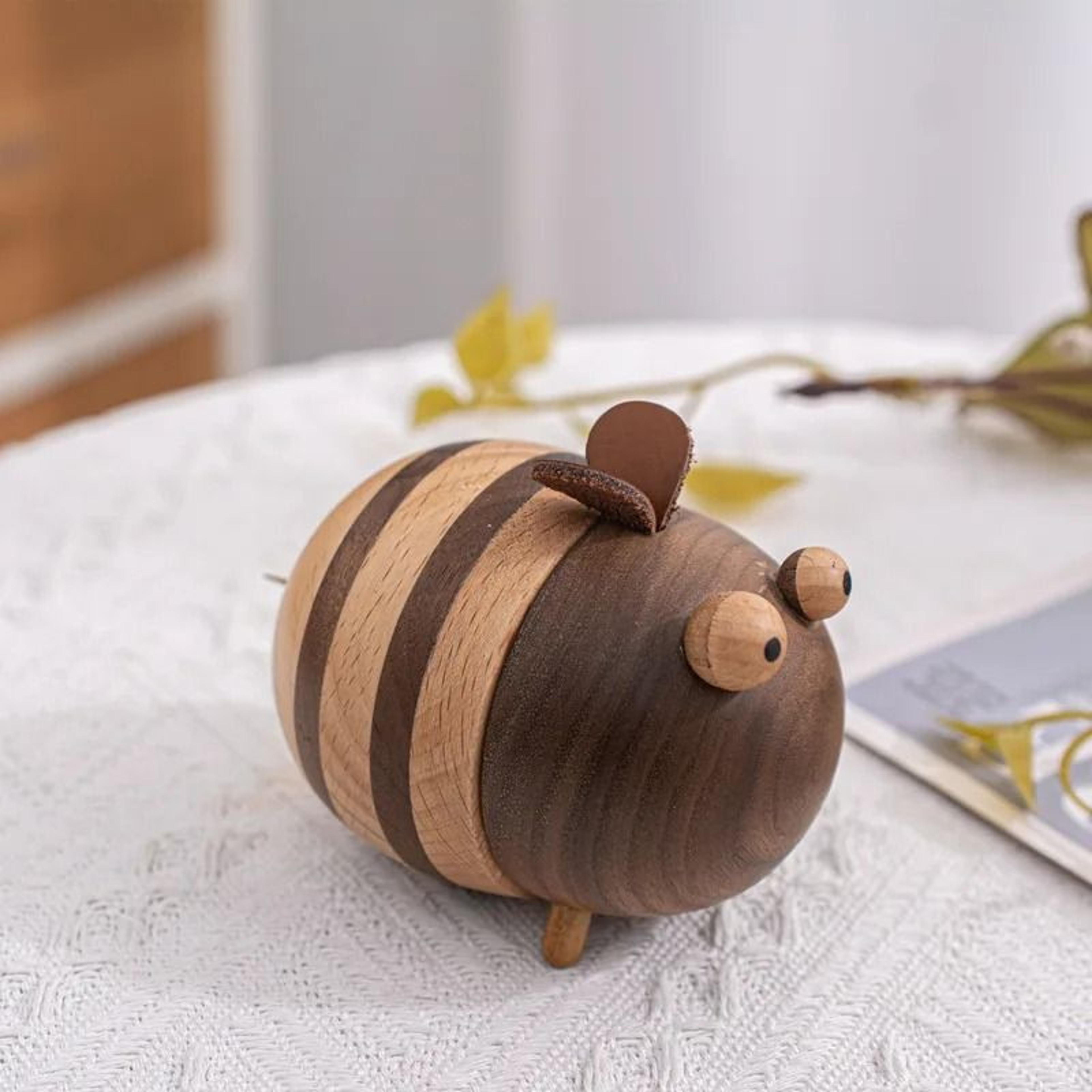 wooden bee toothpick holder with moisture proof dispenser