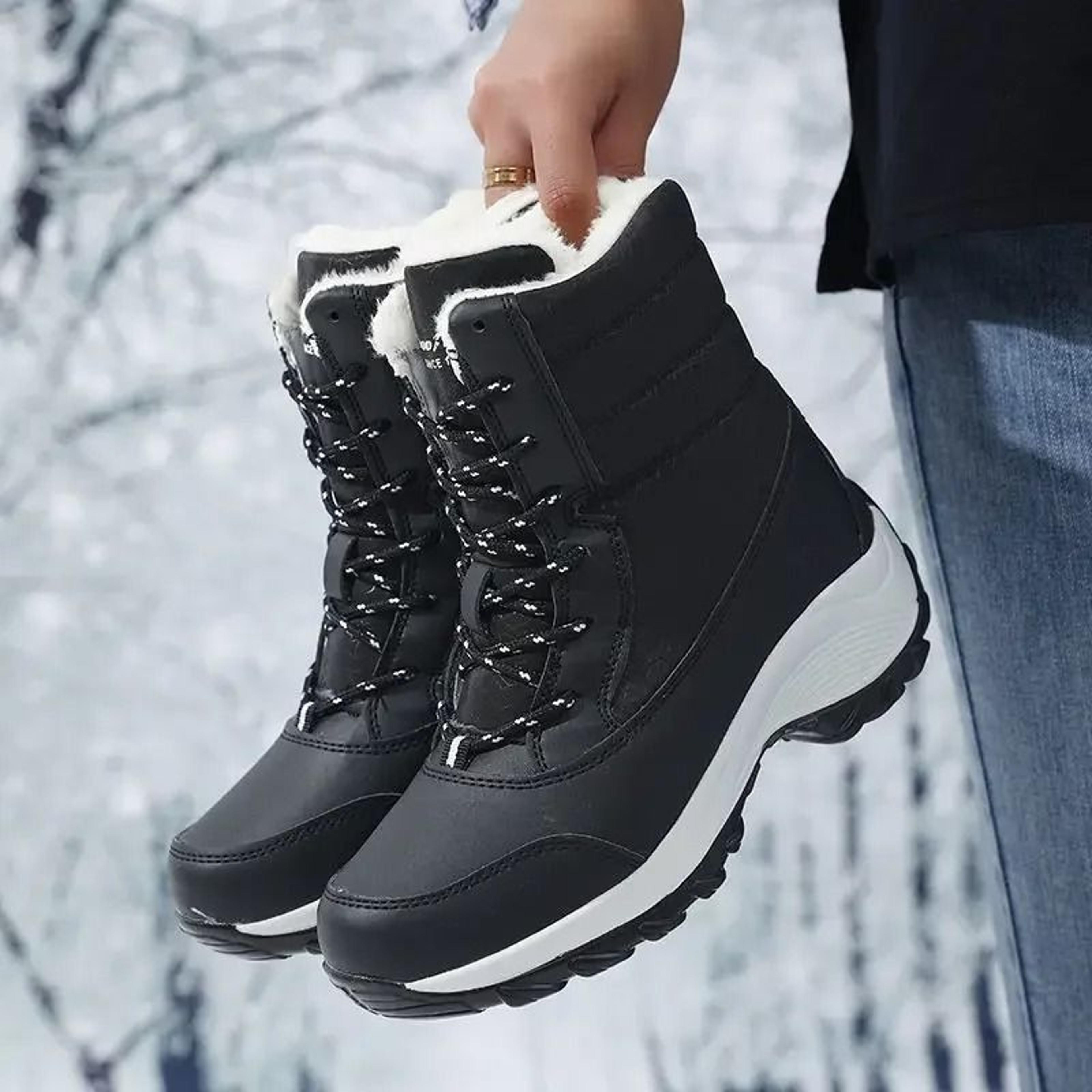 womens platform snow boots with warm fur lining and non slip sole
