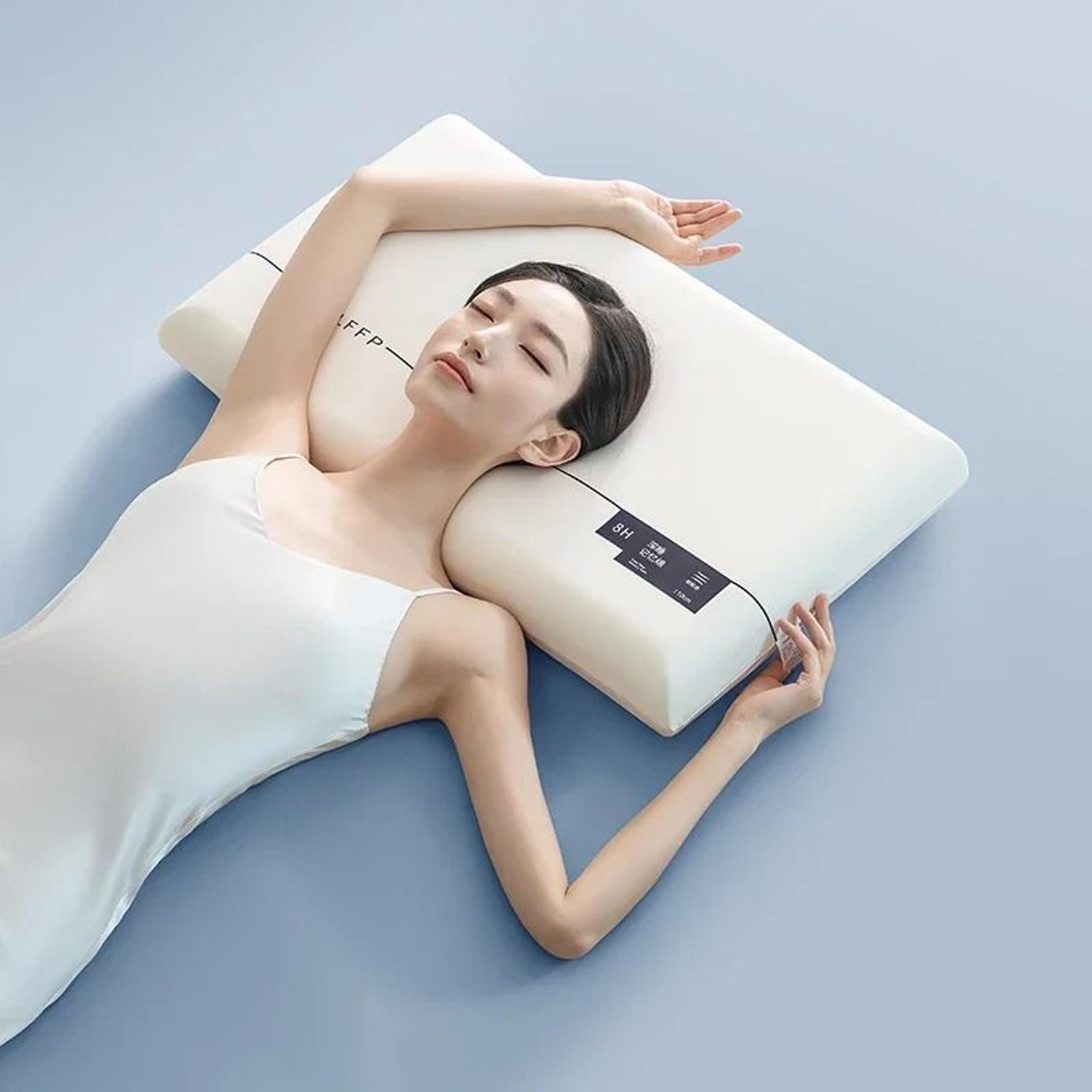 ergonomic memory foam cervical pillow for neck and shoulder support