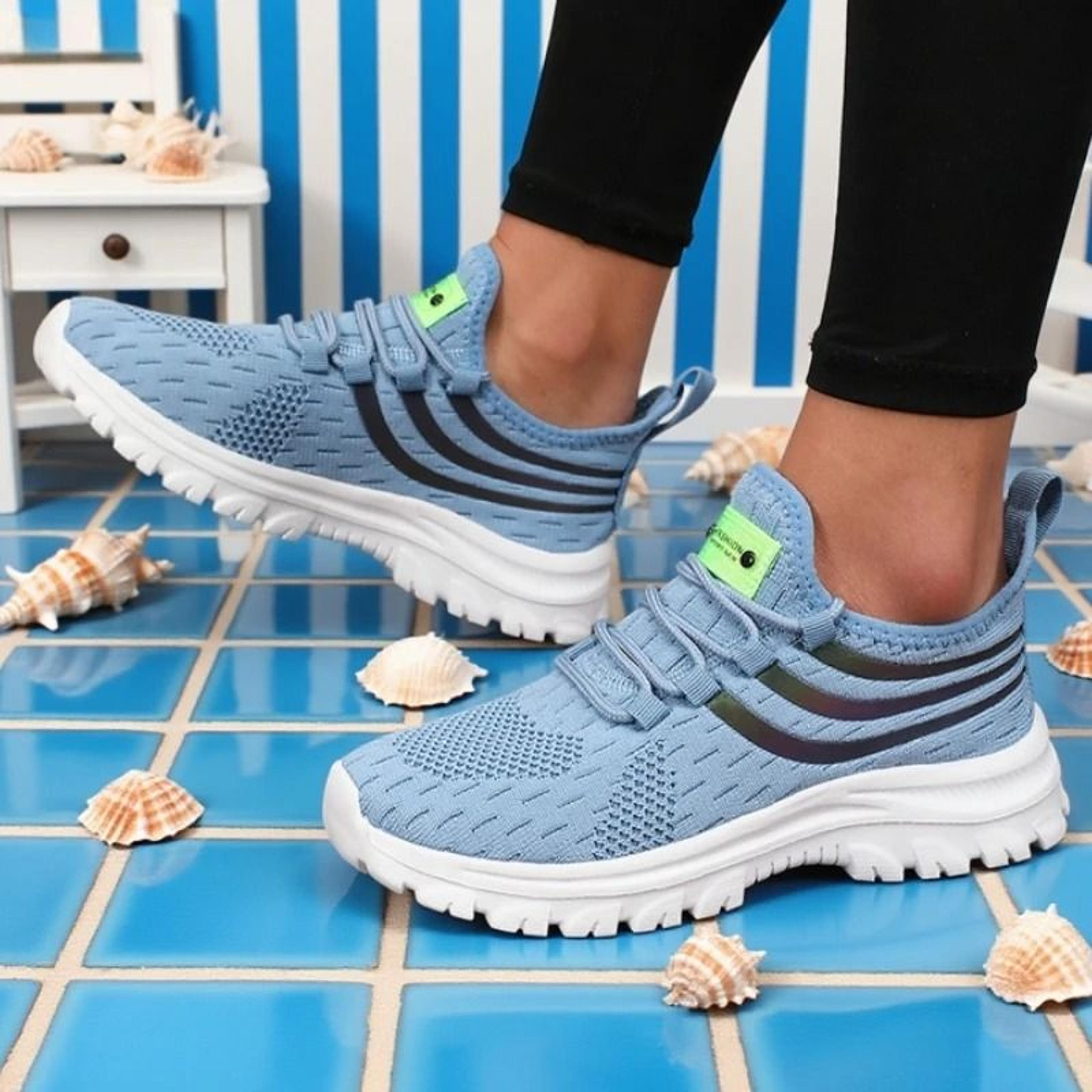 womens breathable lightweight sneakers for walking and running