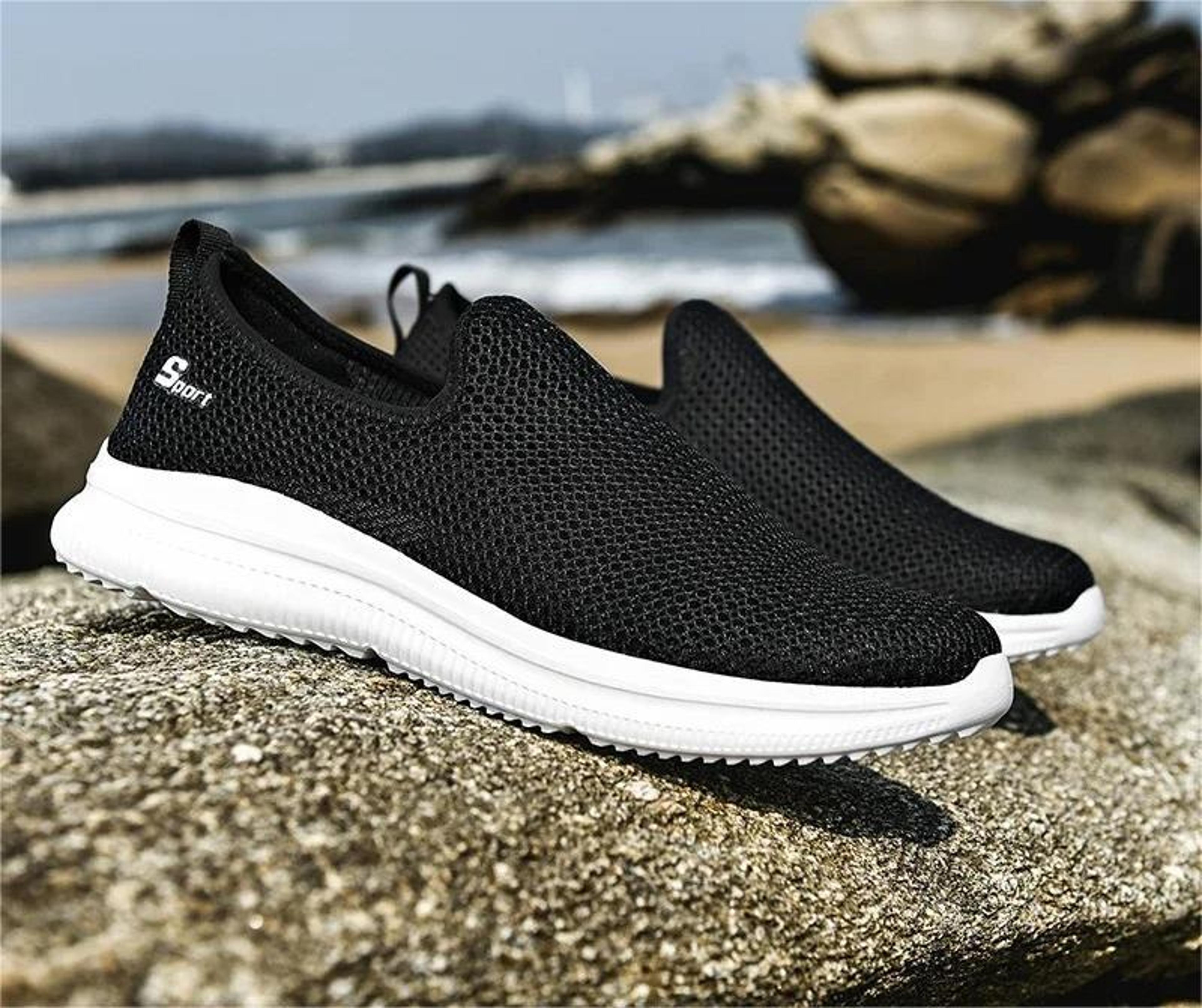 mens breathable mesh sneakers lightweight casual outdoor walking shoes