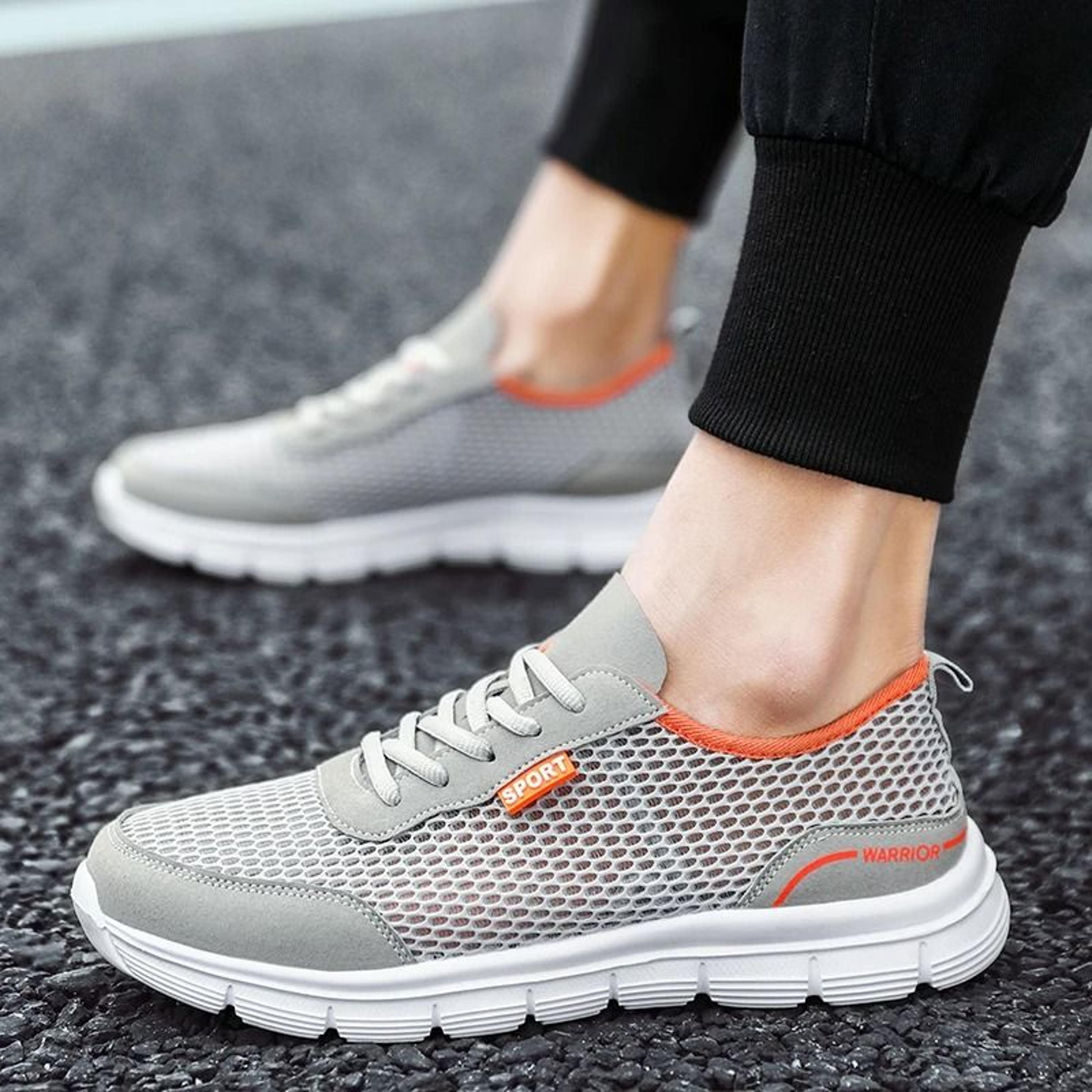 breathable lightweight aqua beach shoes for men