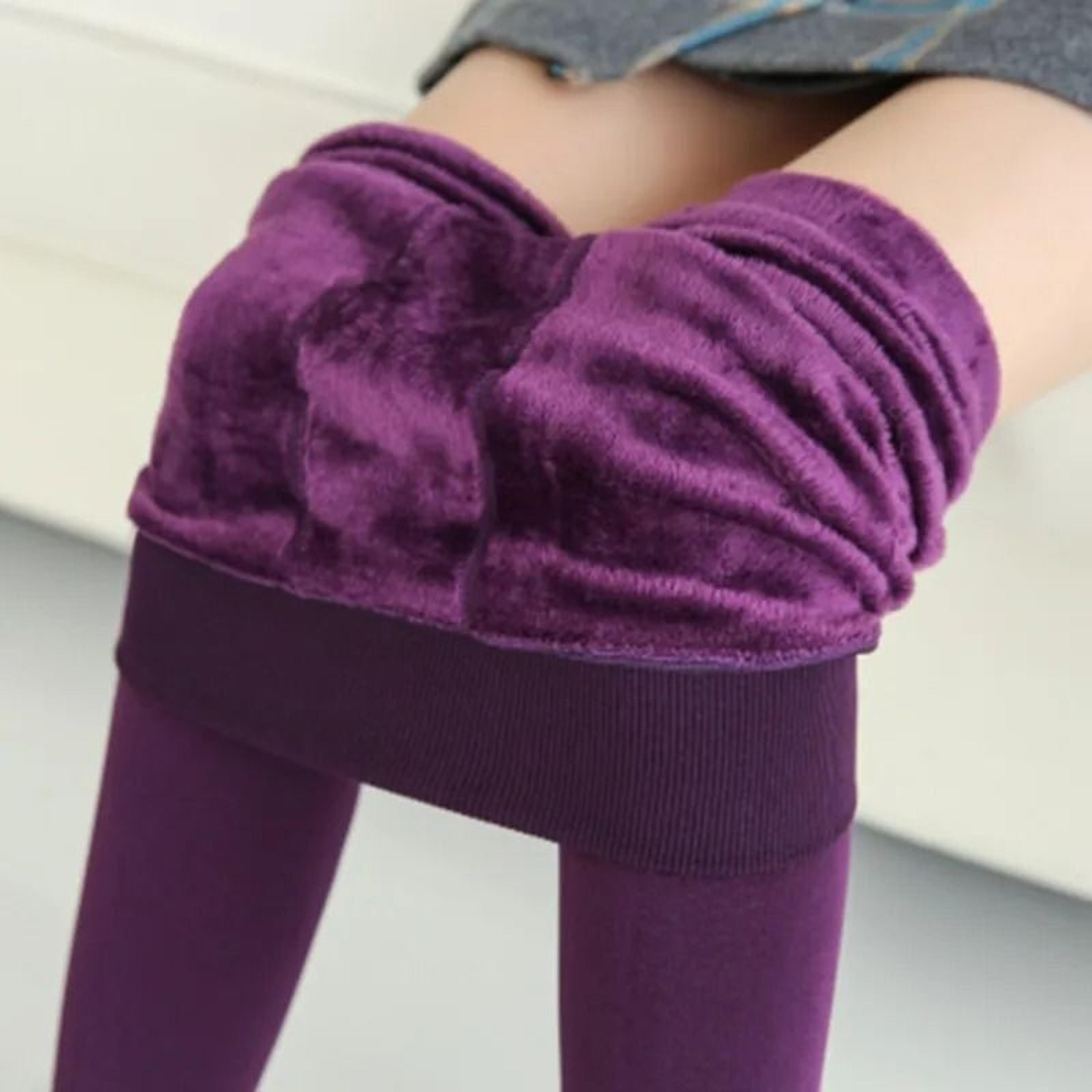 thick fleece lined leggings for women with foot stepping design