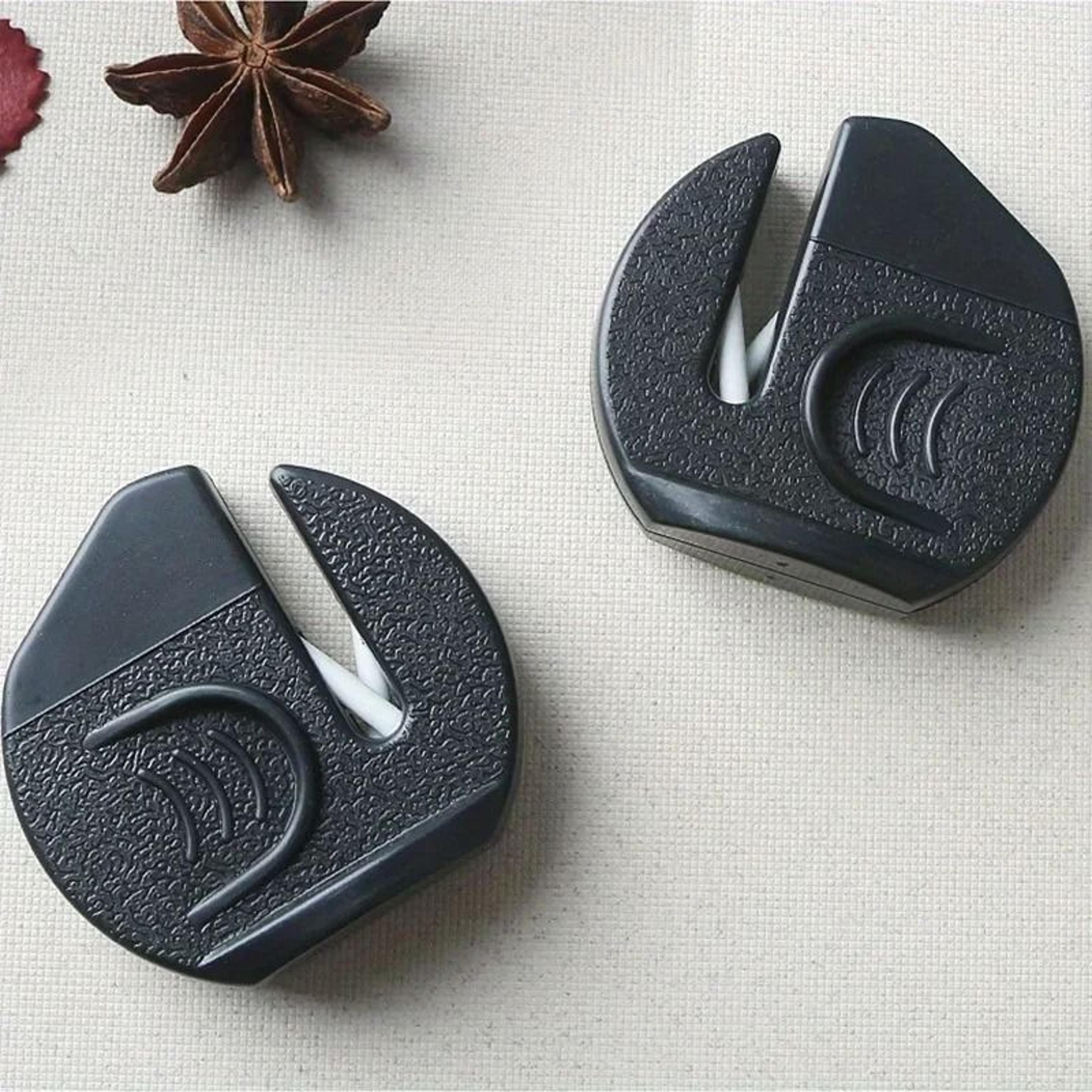 portable mini ceramic stone sharpener for outdoor and kitchen use