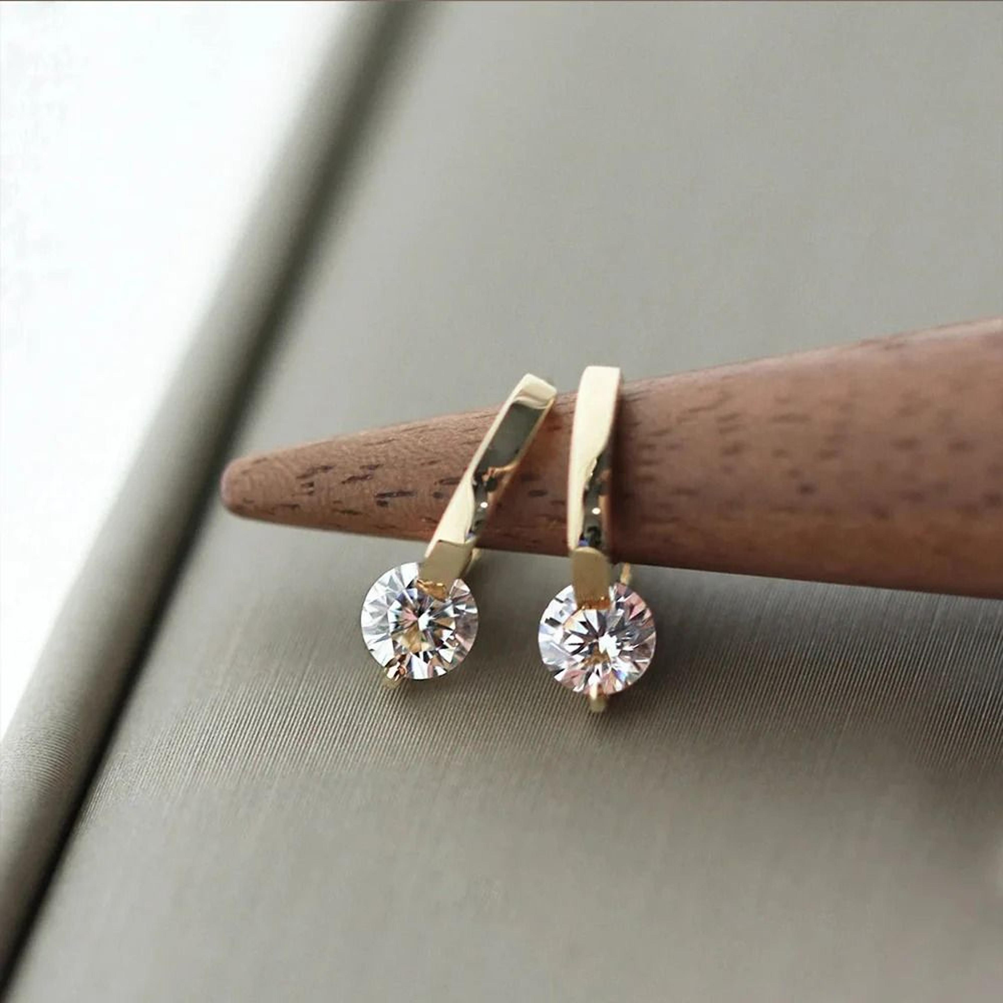 classic gold tone sparkling stud earrings