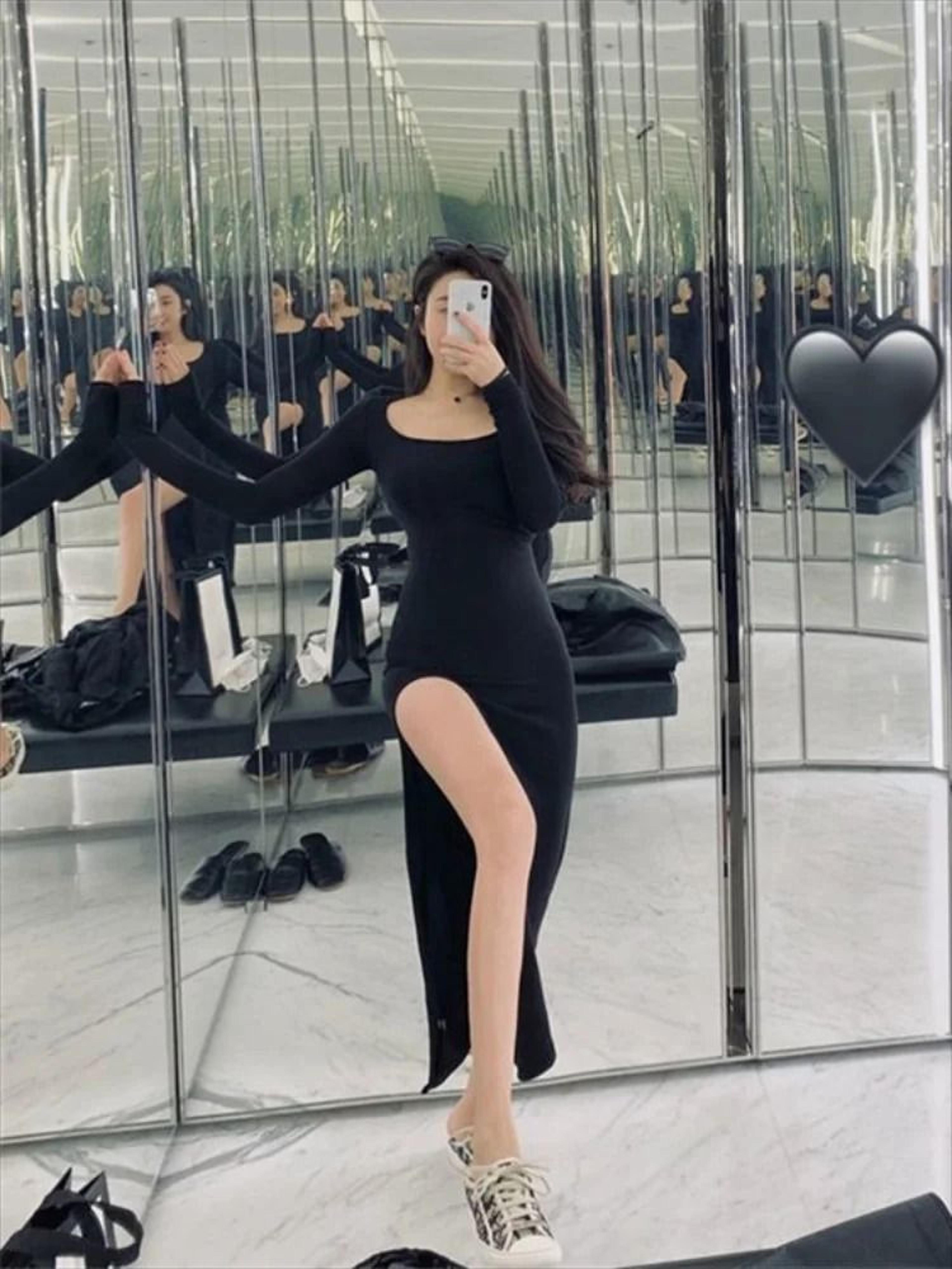 elegant side slit long sleeve bodycon dress for women