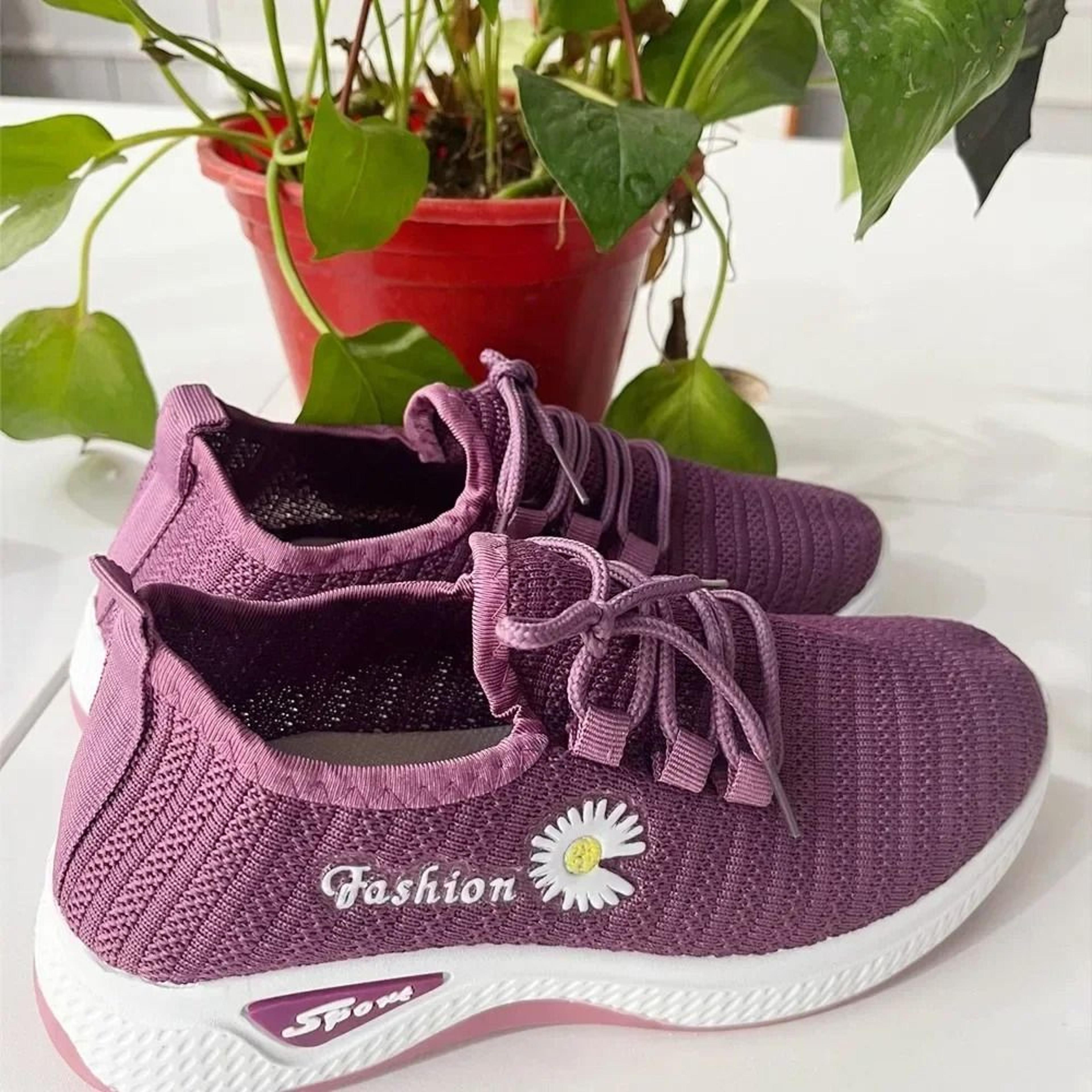 breathable soft sole womens running and casual shoes