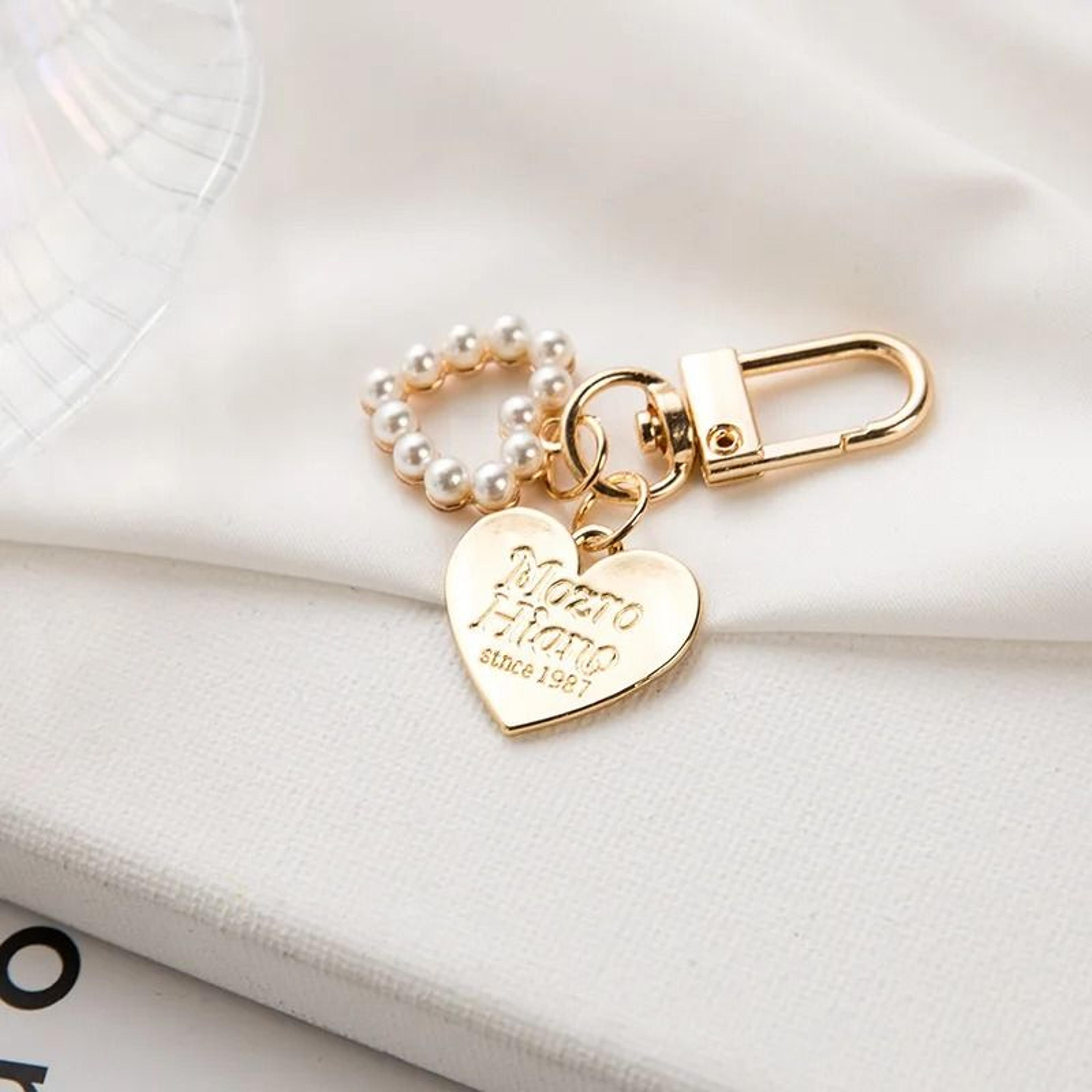 metal heart shell keychain with pearl pendant for bags and keys