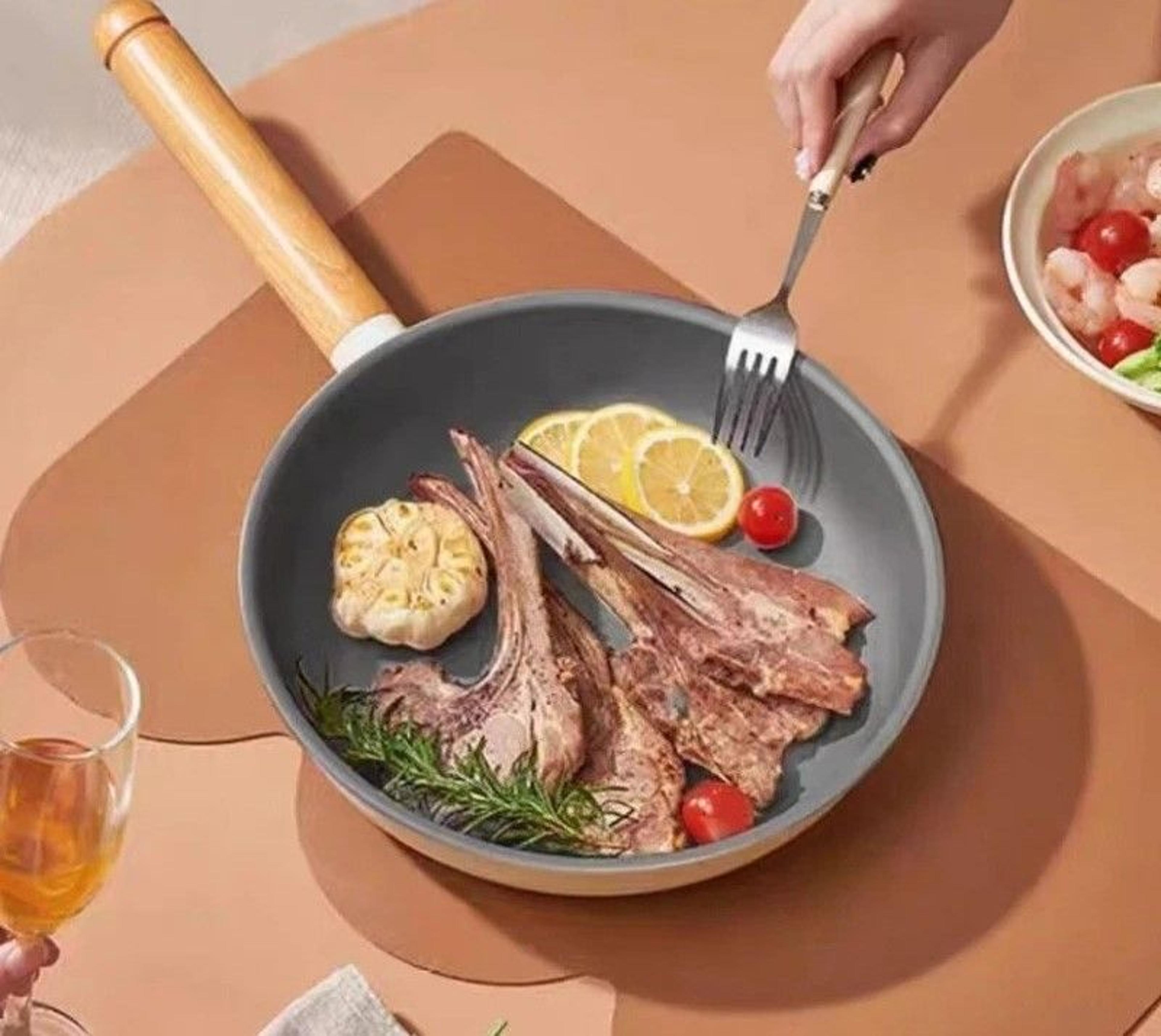 aluminum alloy nonstick pan