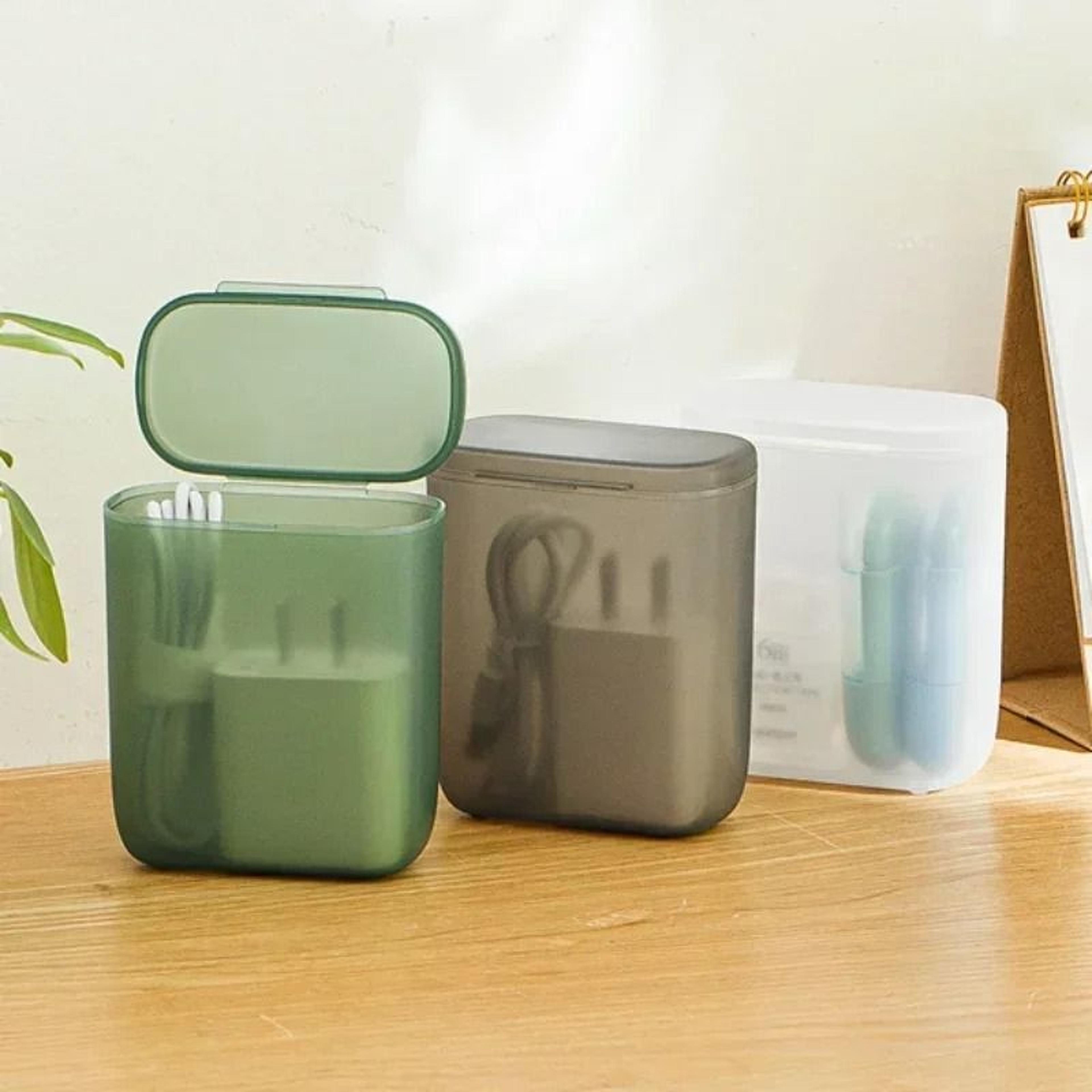portable travel data cable storage box with lid