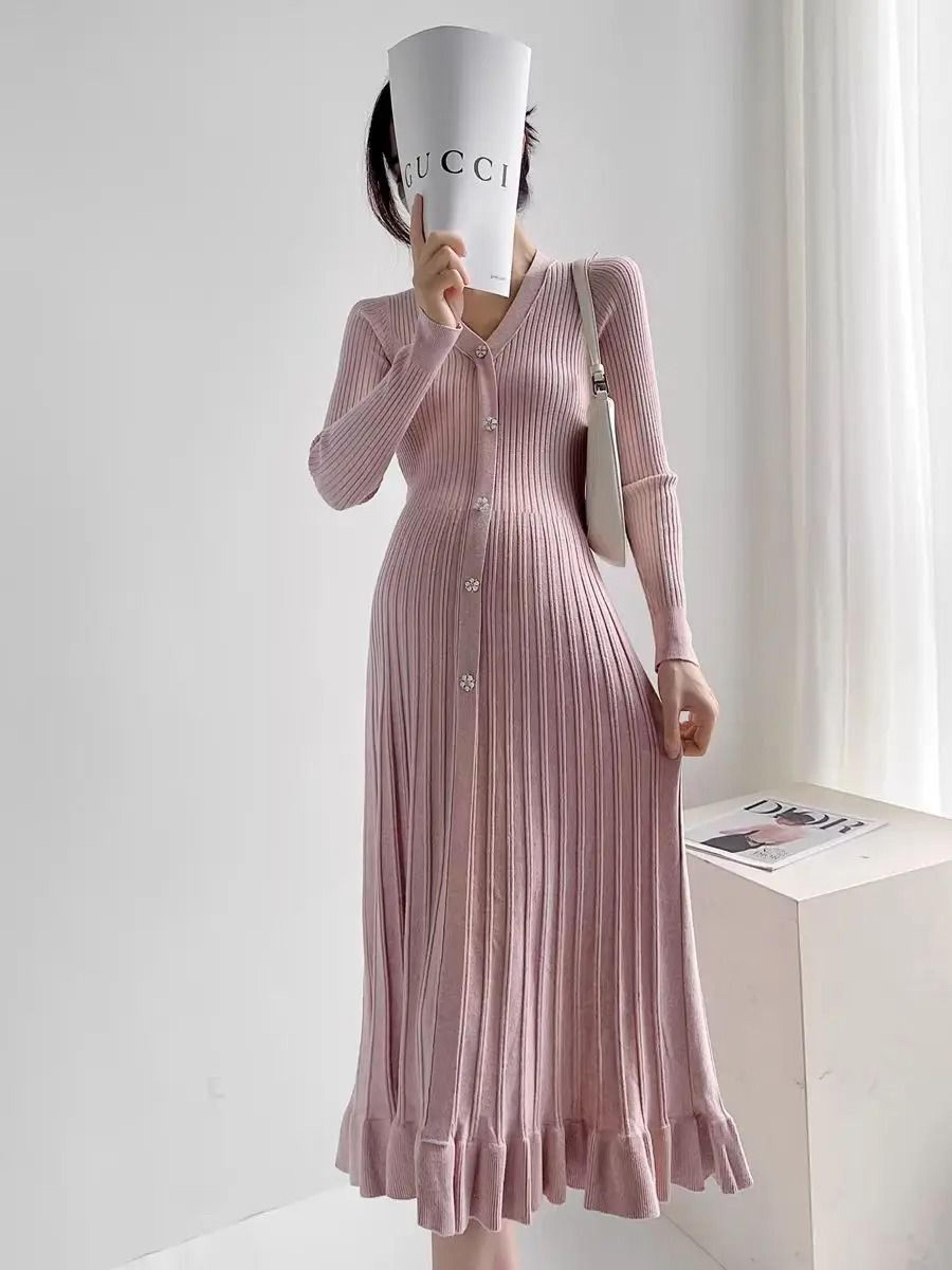 single breasted v neck fishtail maternity knit dress
