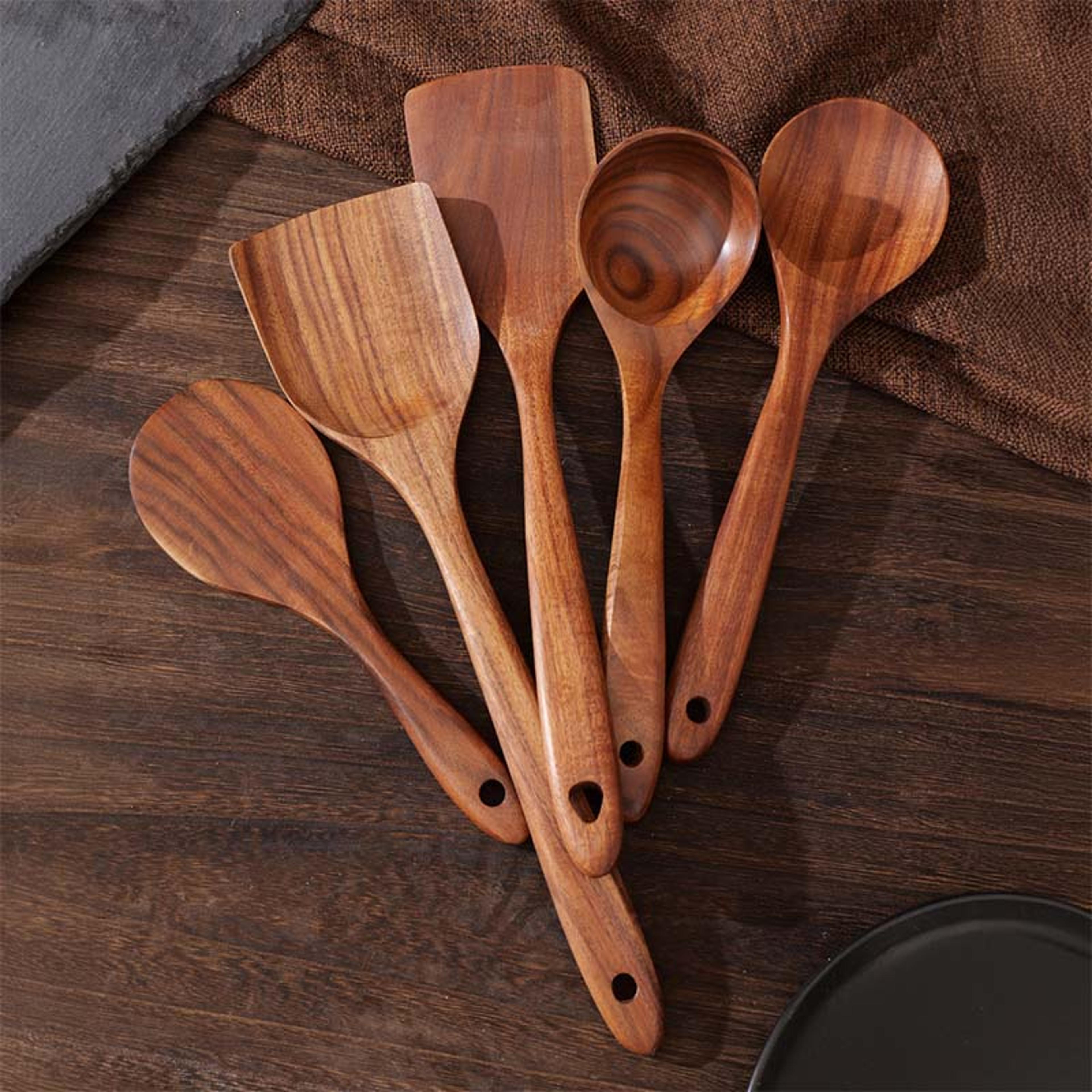 eco friendly wooden kitchen utensil set food grade spoons and spatulas for cookings