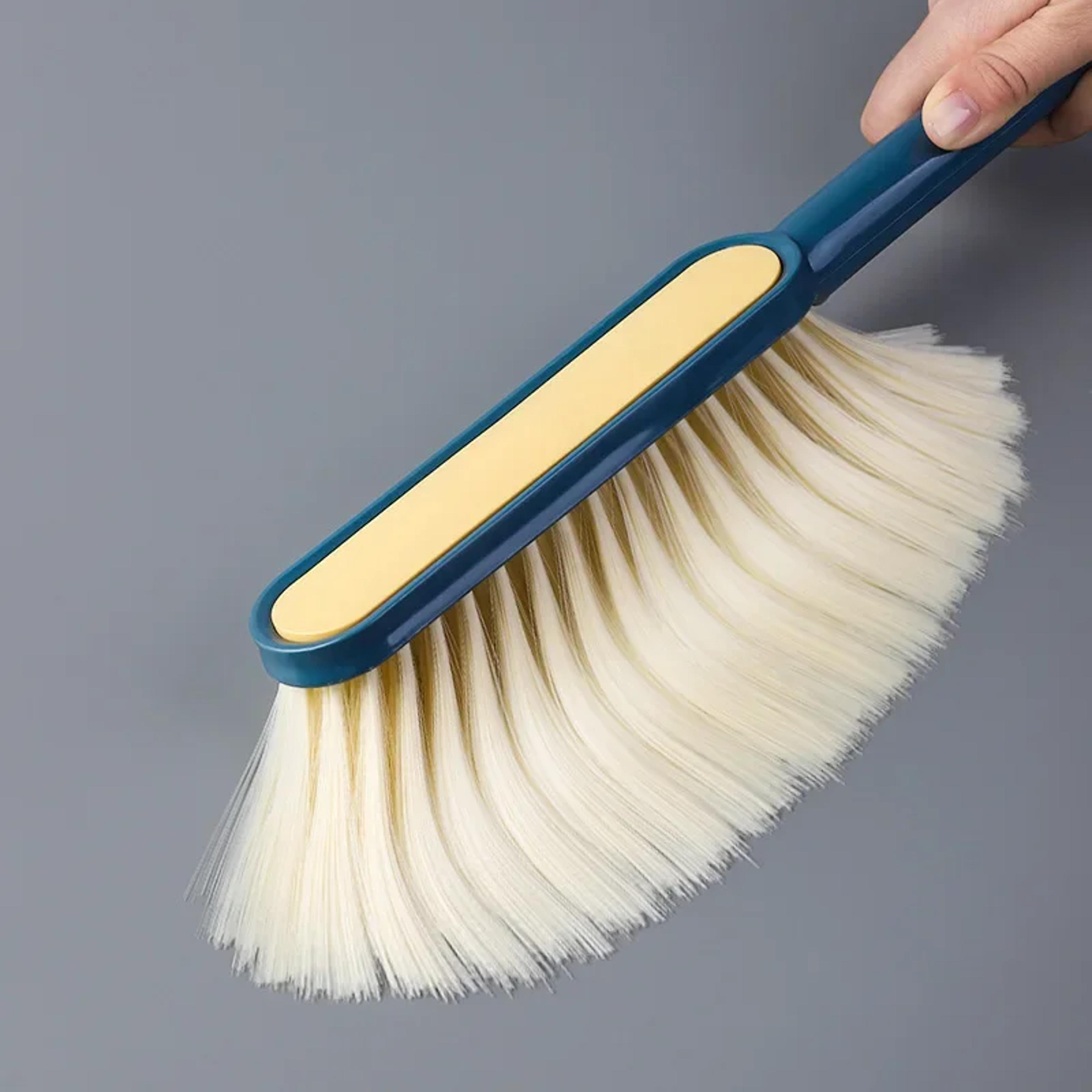 soft bed cleaning brush with long handle for home dusting