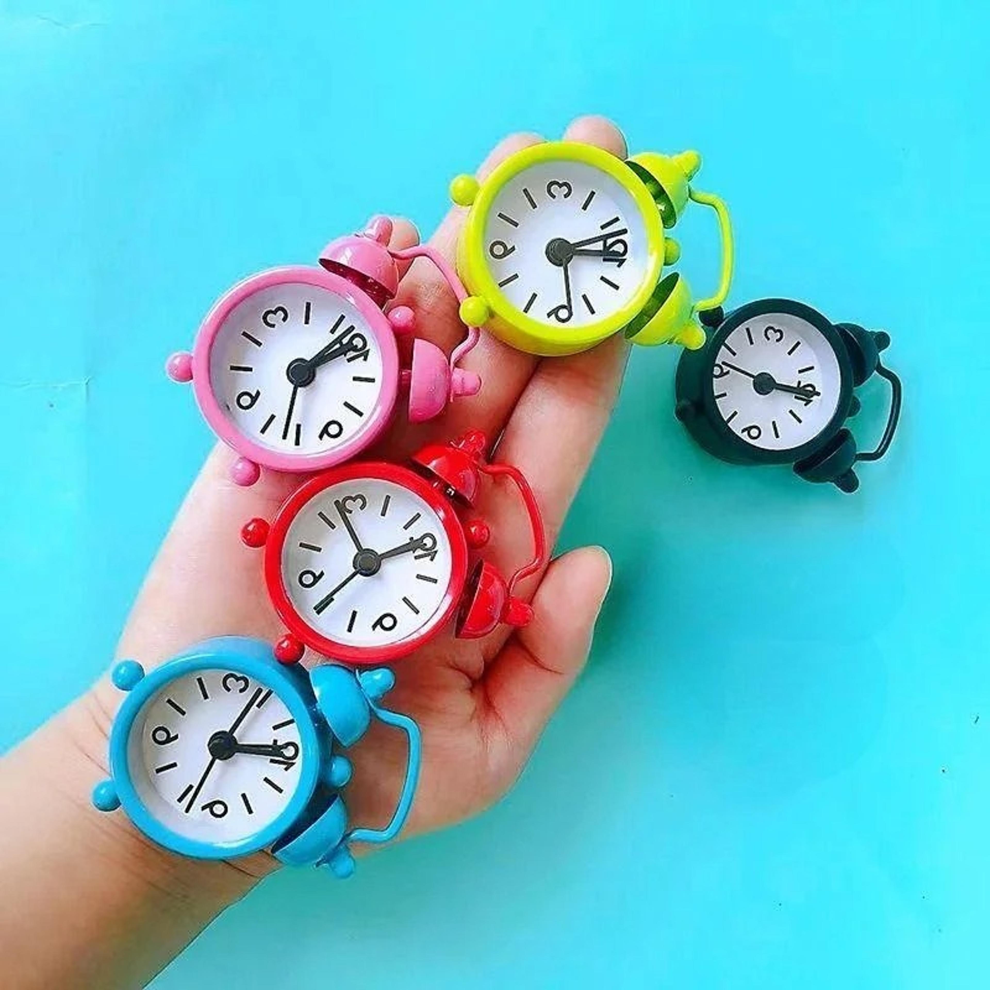 mini metal alarm clock for travel & bedside cute analog kids alarm clock