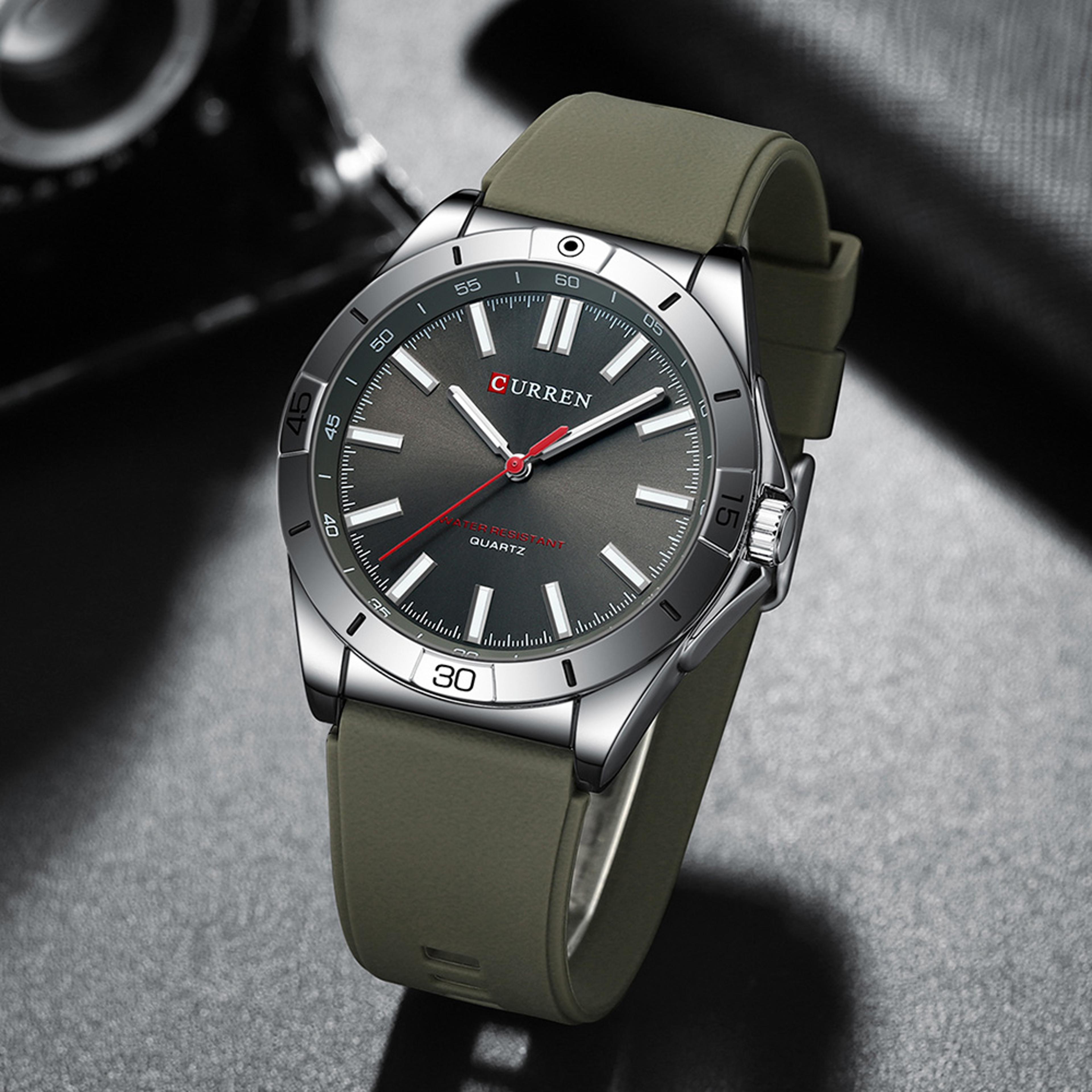 mens sports watch waterproof quartz silicone strap watch for active styles
