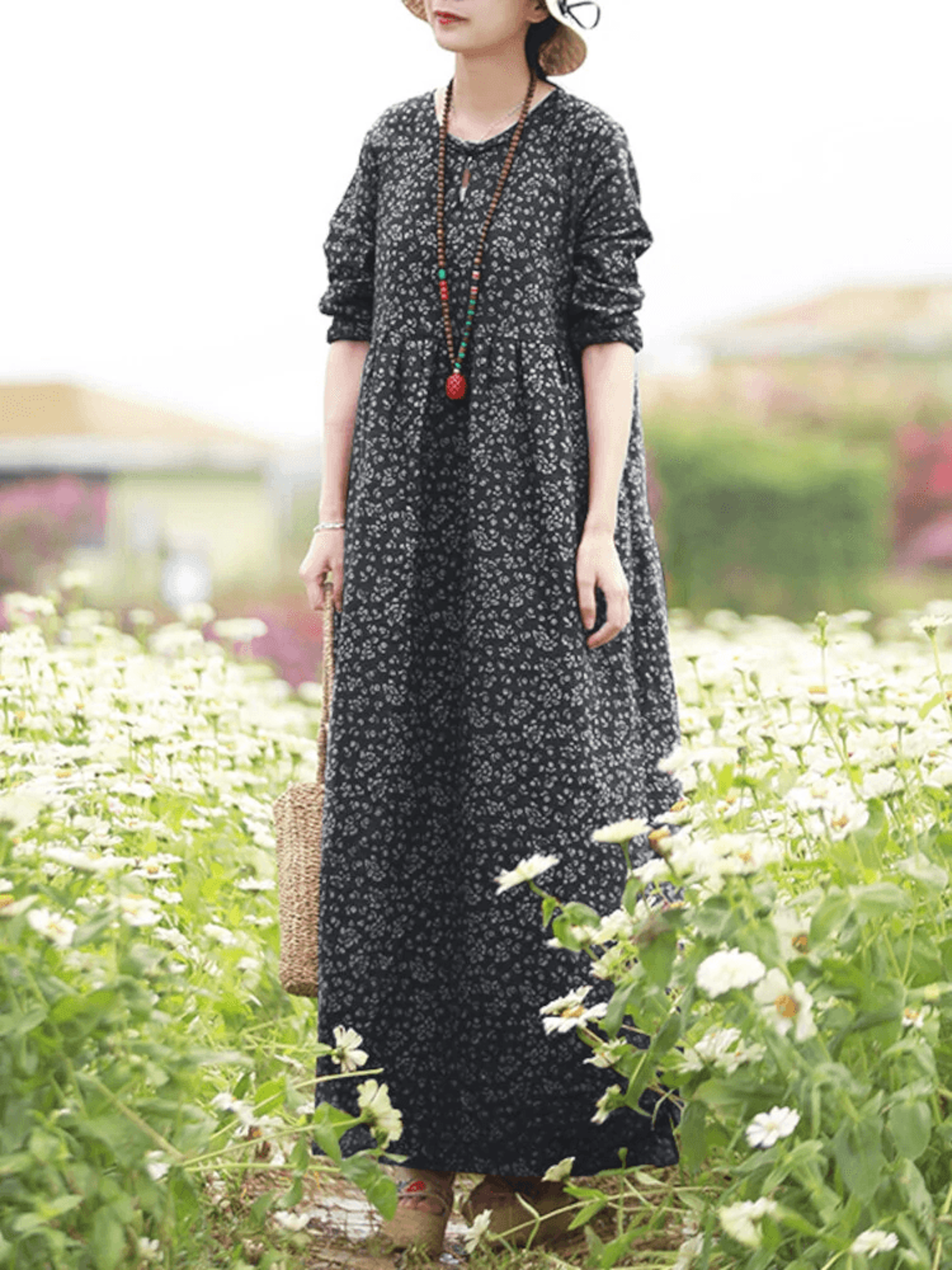 women floral bohemian maxi dress with long sleeves and pockets