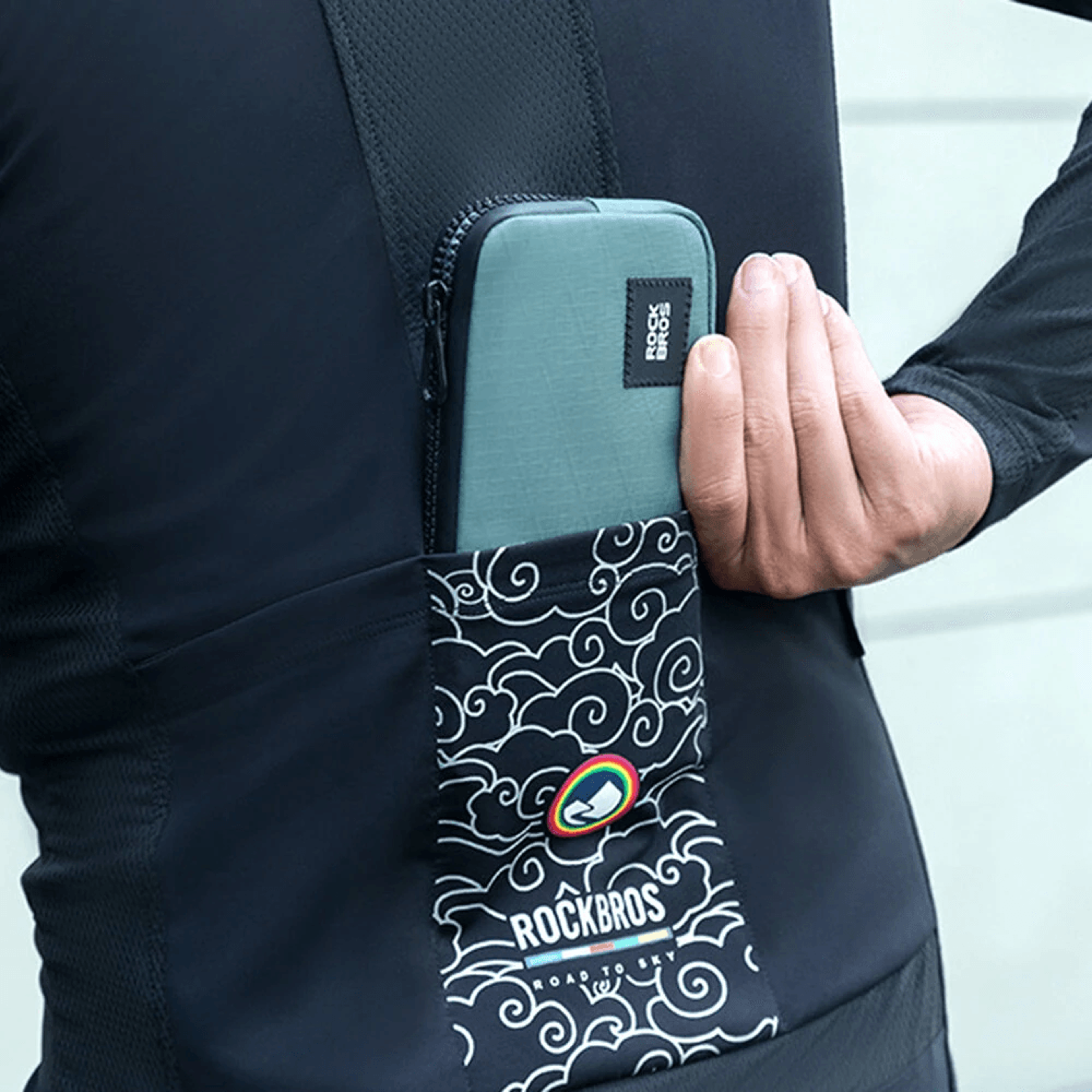 mini cycling phone bag with partitioned storage and smooth zipper