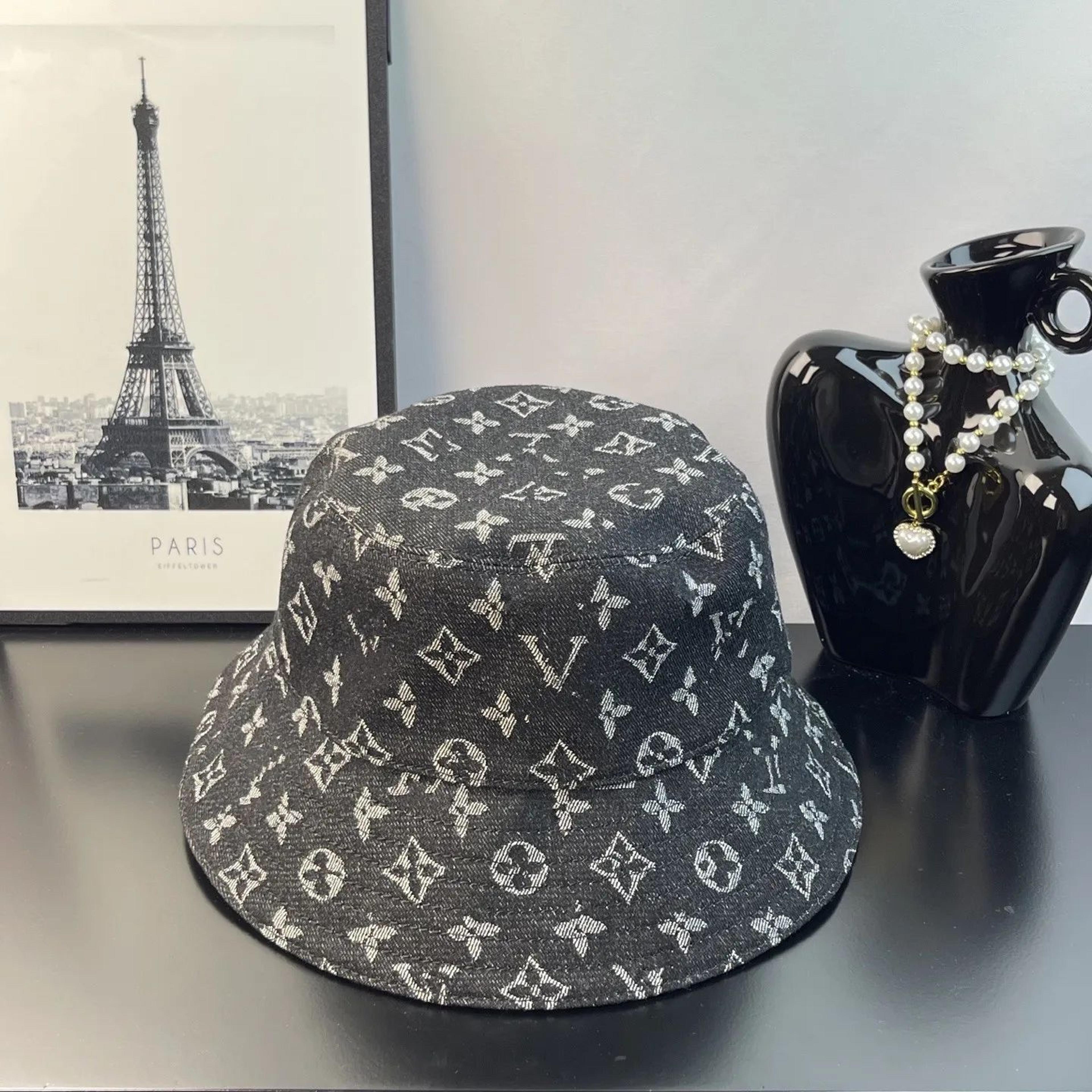 unisex cotton wide brim bucket hat for casual outdoor wear