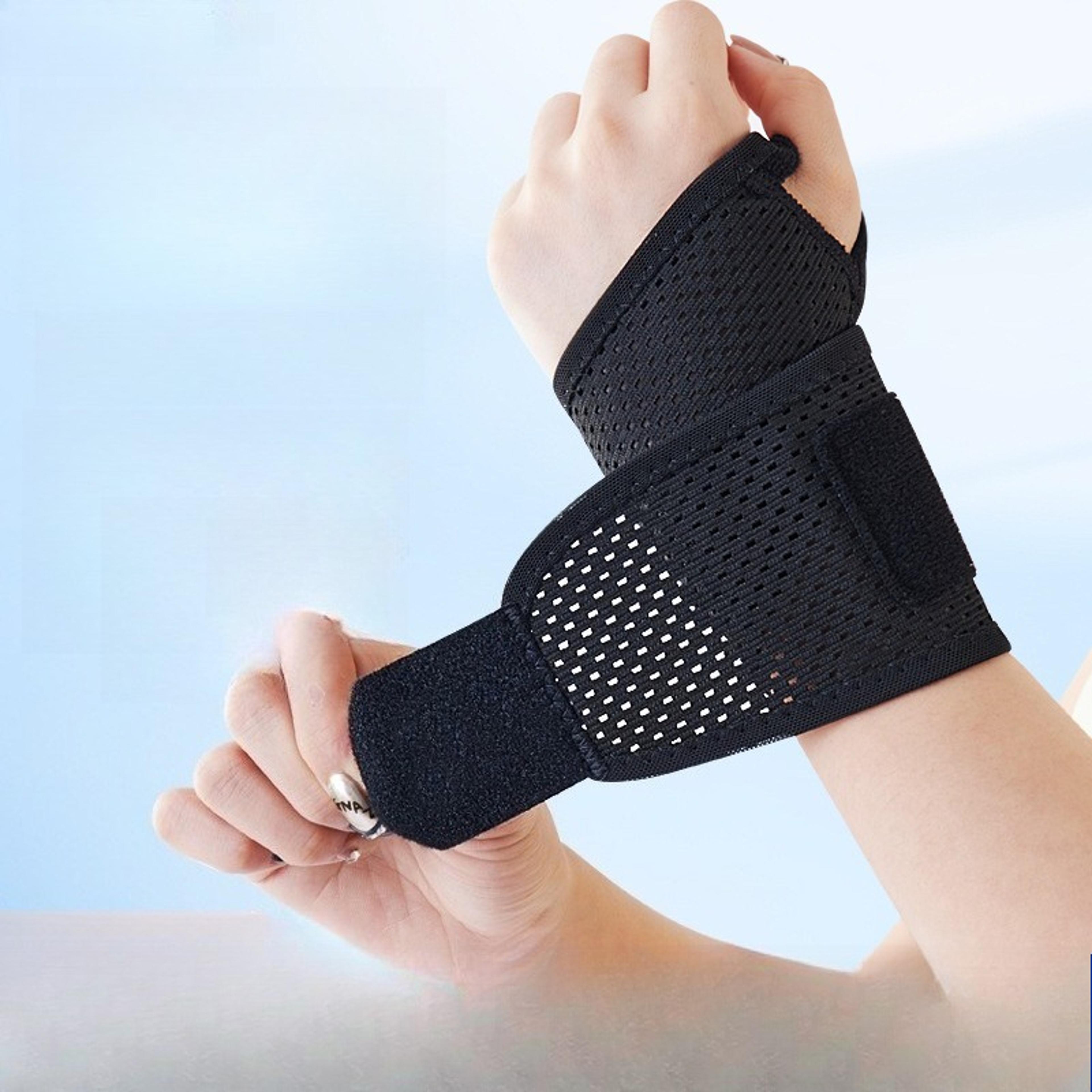 adjustable sports wrist guard for fitness, tennis and badminton support