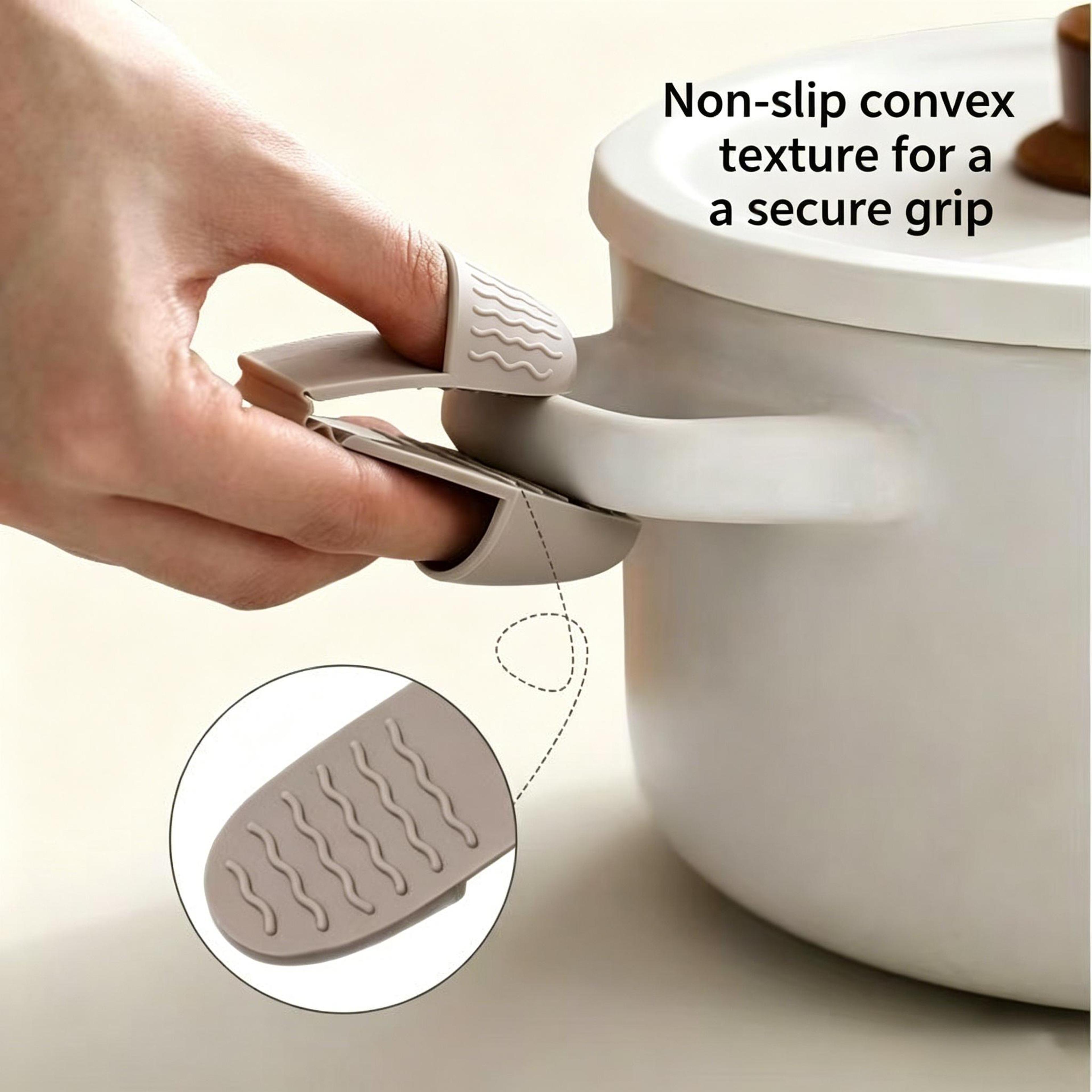anti slip silicone cooking gloves heat resistant three finger oven mitts