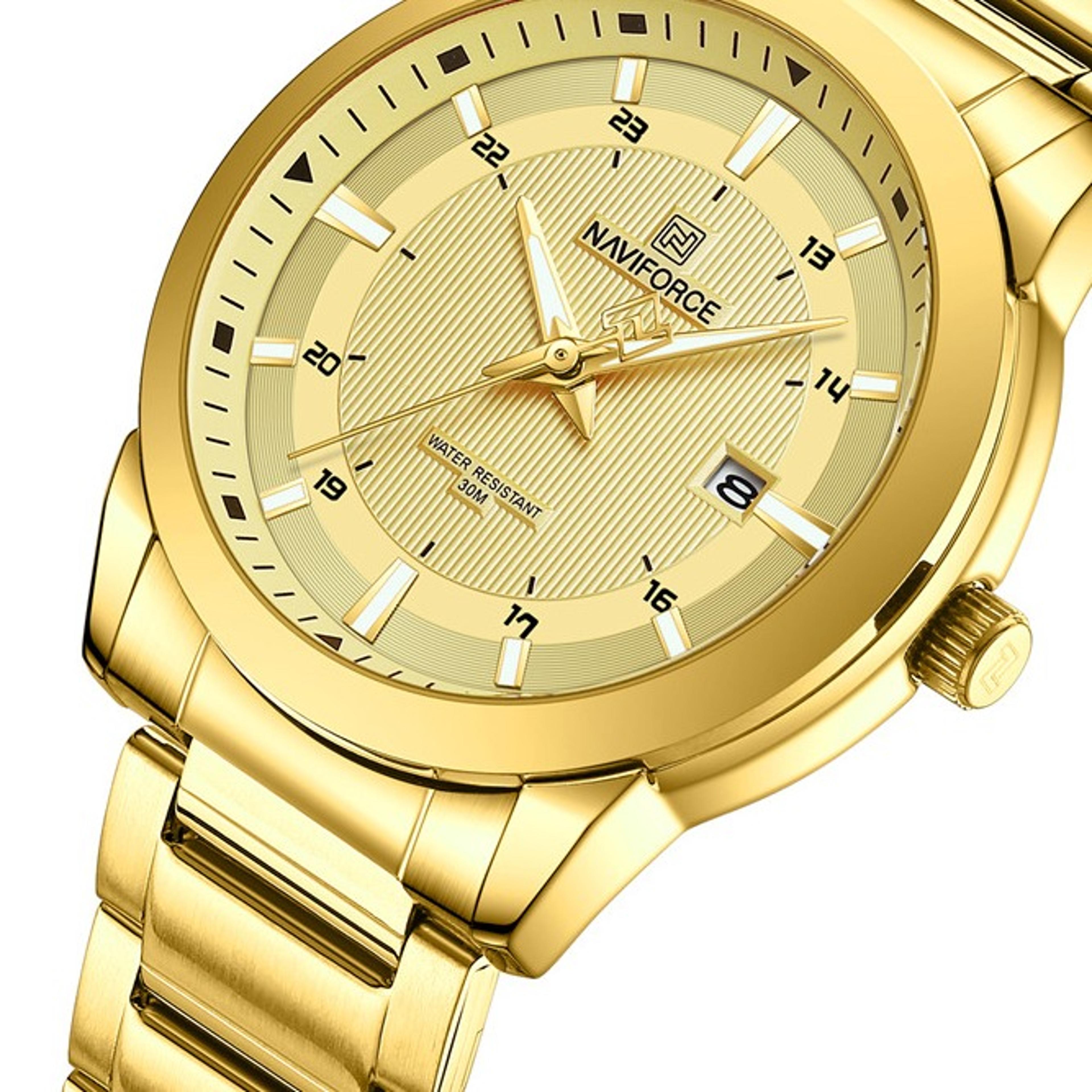 mens stainless steel quartz sports watch with waterproof date display
