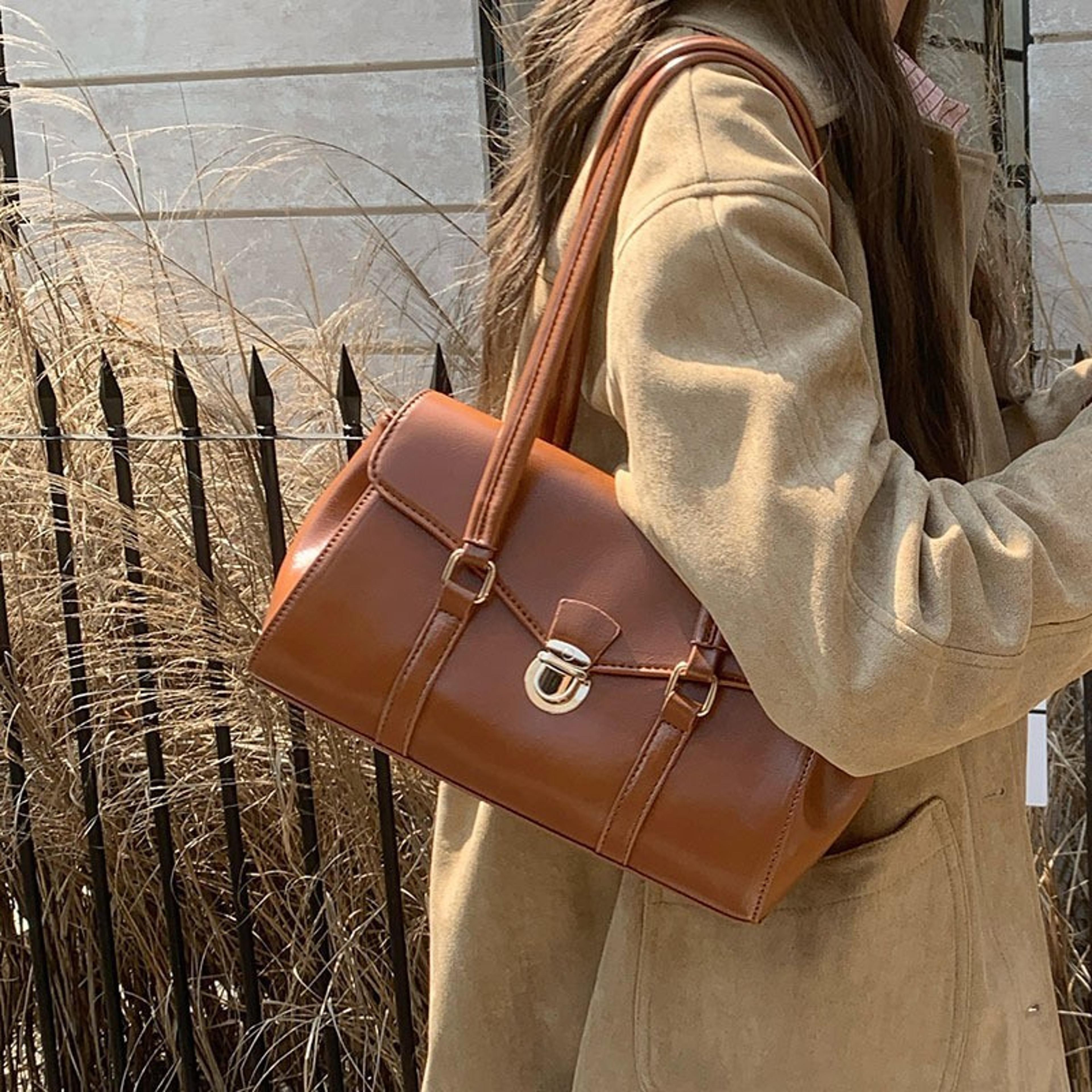 elegant korean style underarm bag retro shoulder handbag for everyday chic