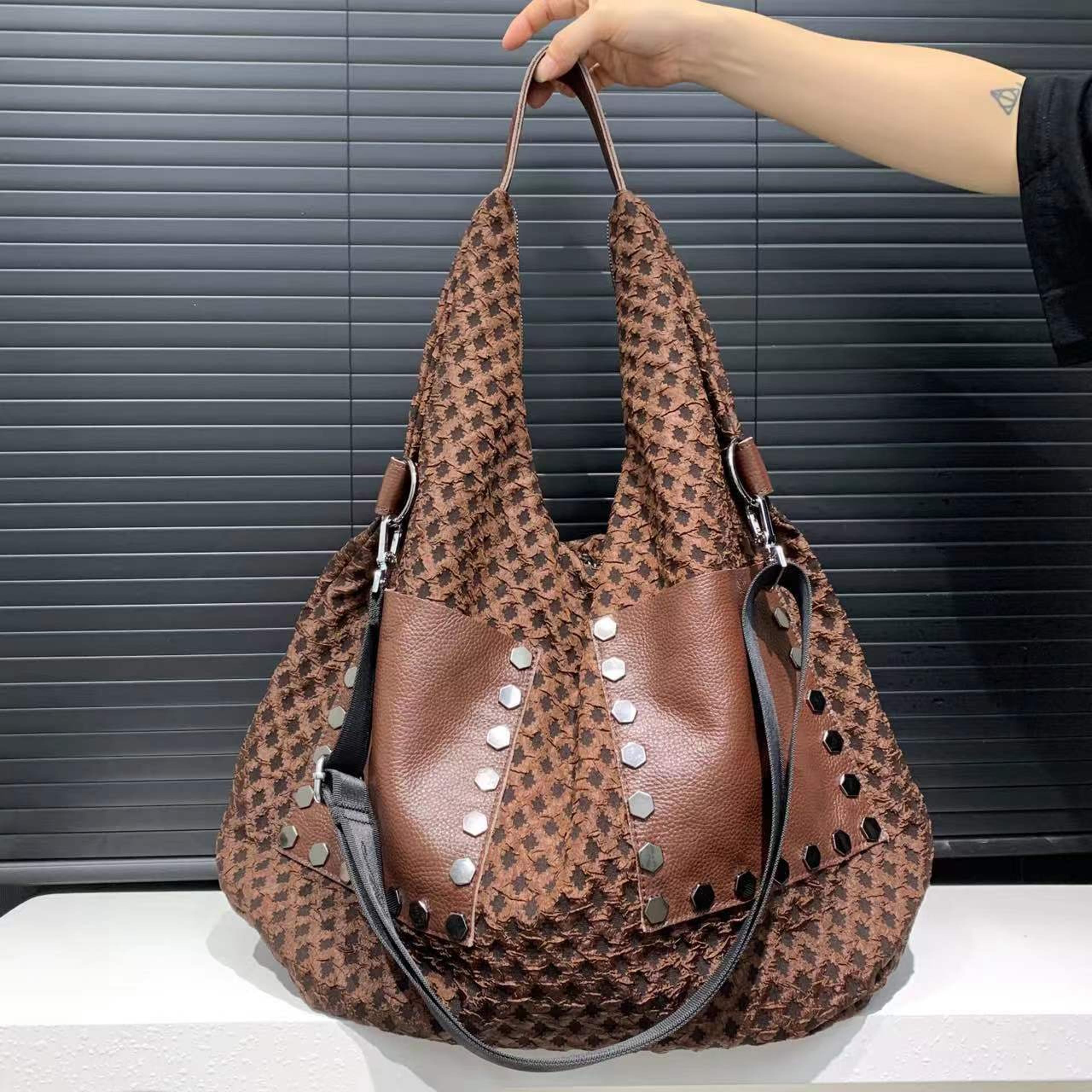elegant leather tote bag large capacity women's shoulder commuter handbag