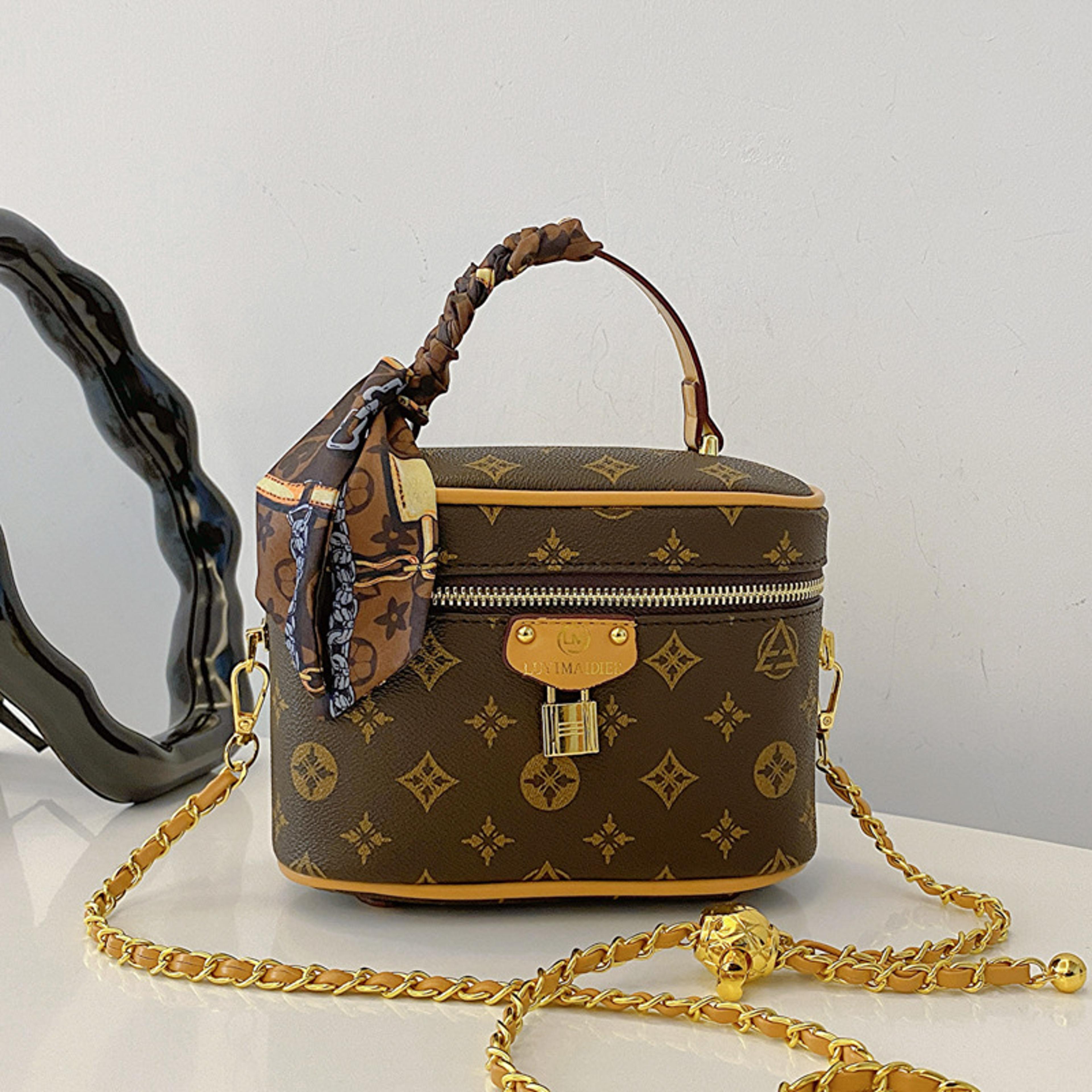 vintage small crossbody bag with chain strap square handbag for women & girls