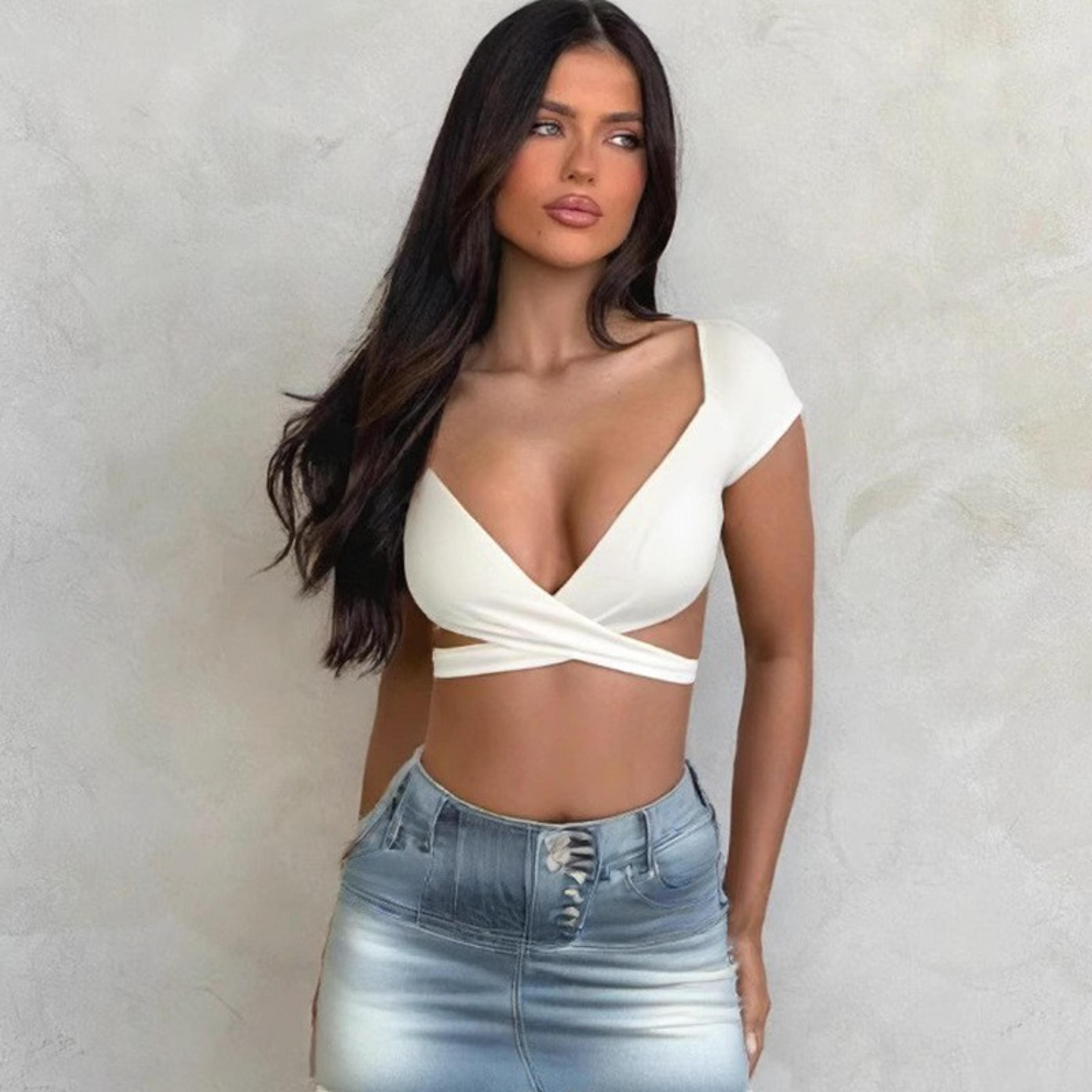 women's v neck crop top slim fit stretch tee for summer casual & going out