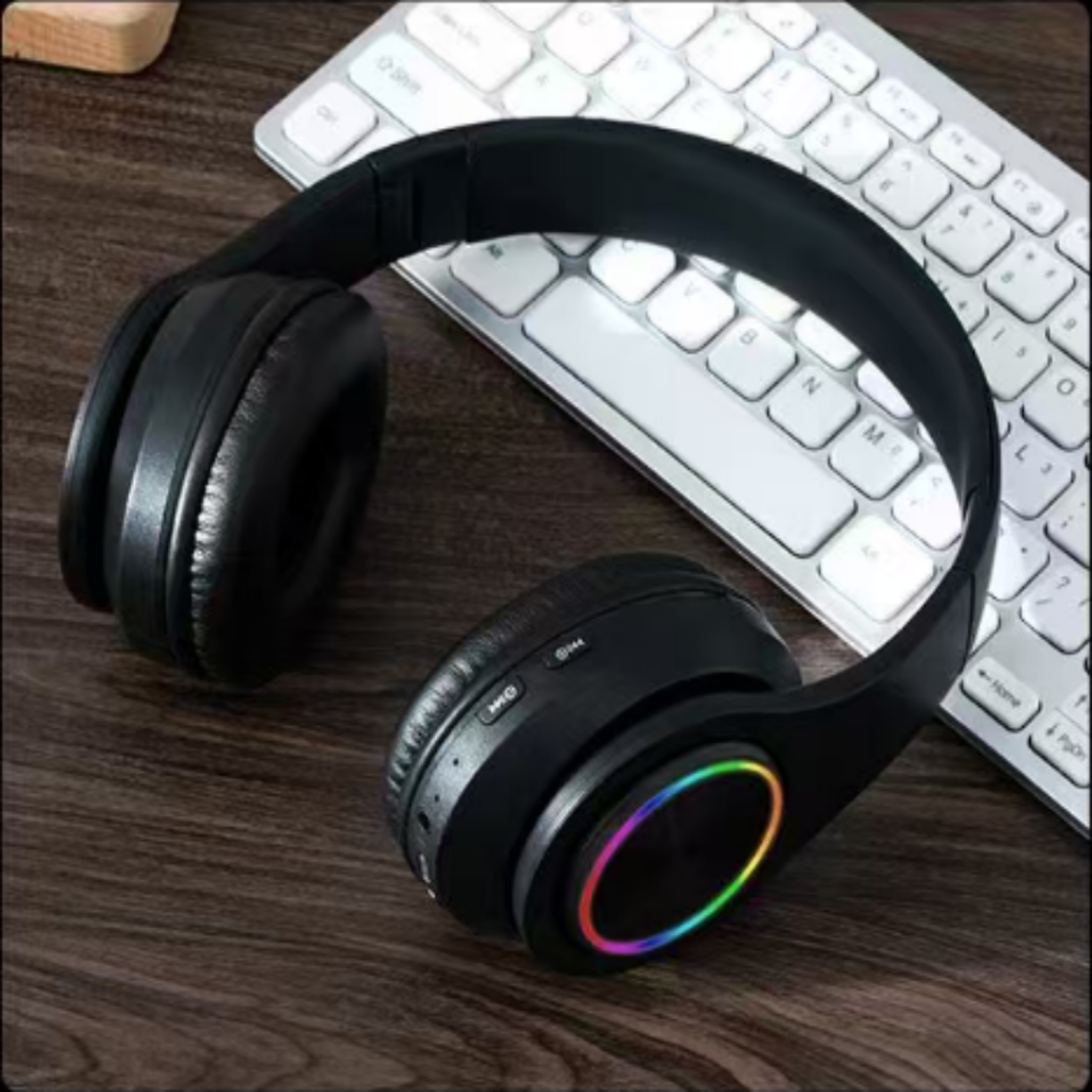 wireless bluetooth headphones with noise cancelling mic for gaming, sports & everyday calls