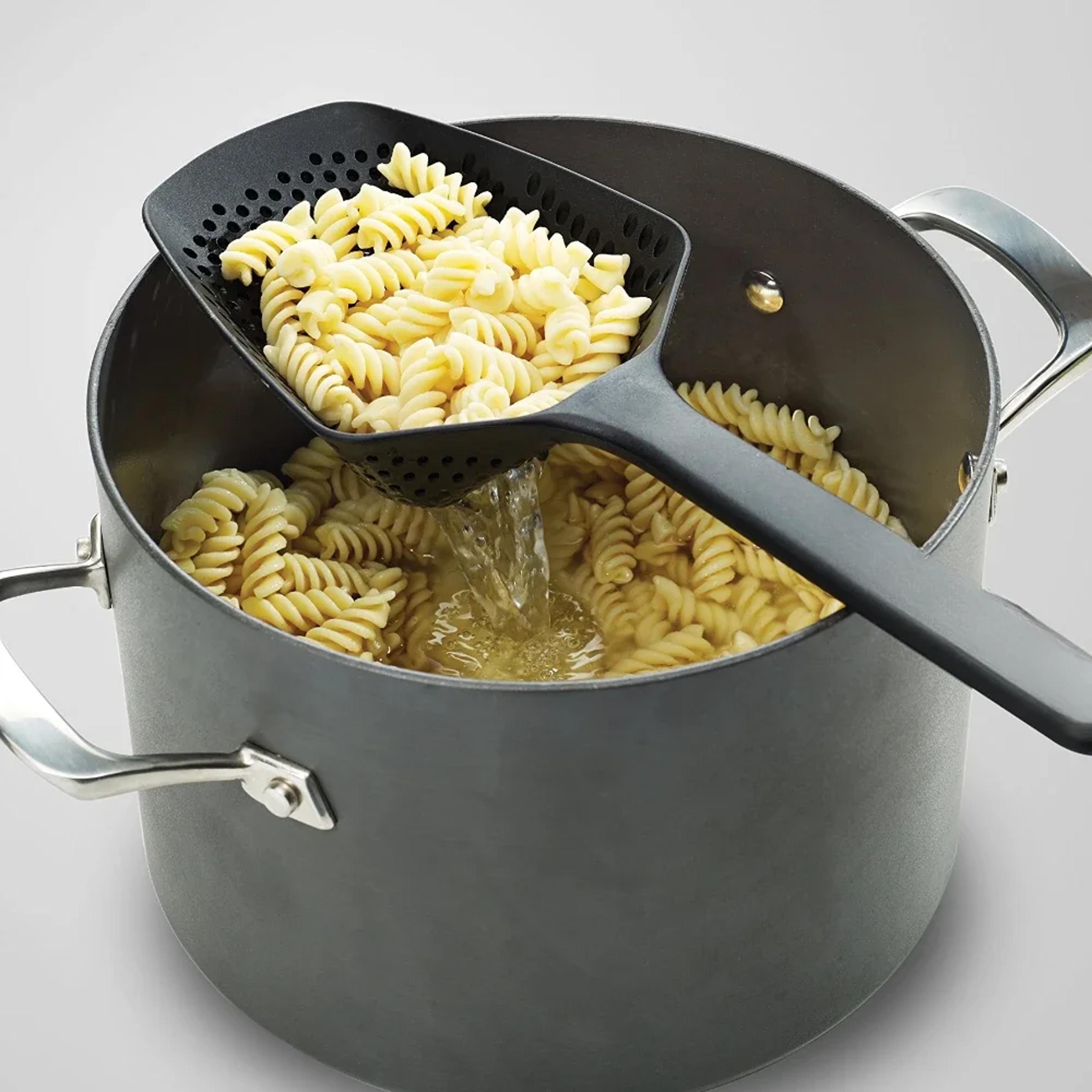 long handle pasta strainer spoon for noodles, vegetables & kitchen cooking