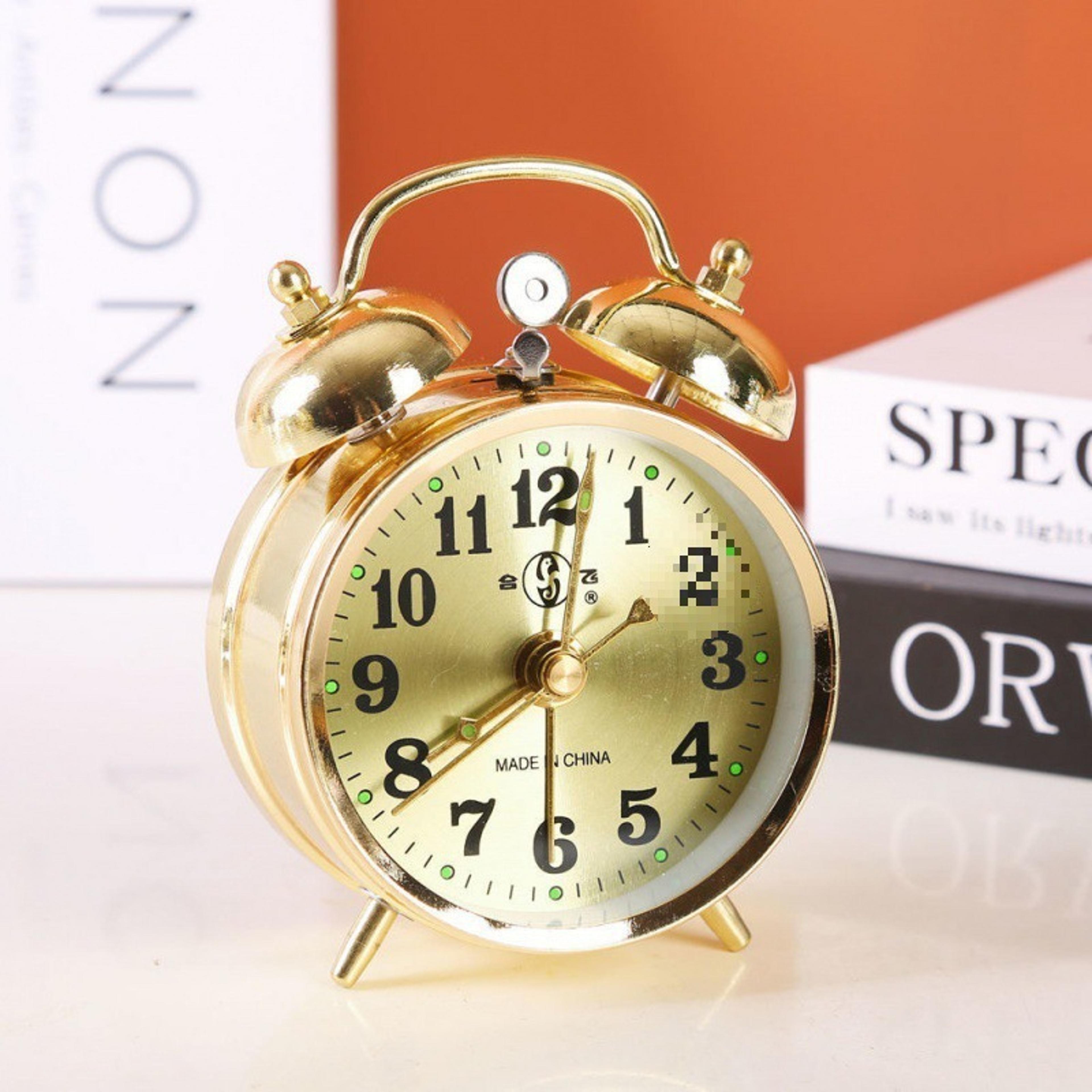 vintage metal mechanical alarm clock compact wind up analog bedside clock