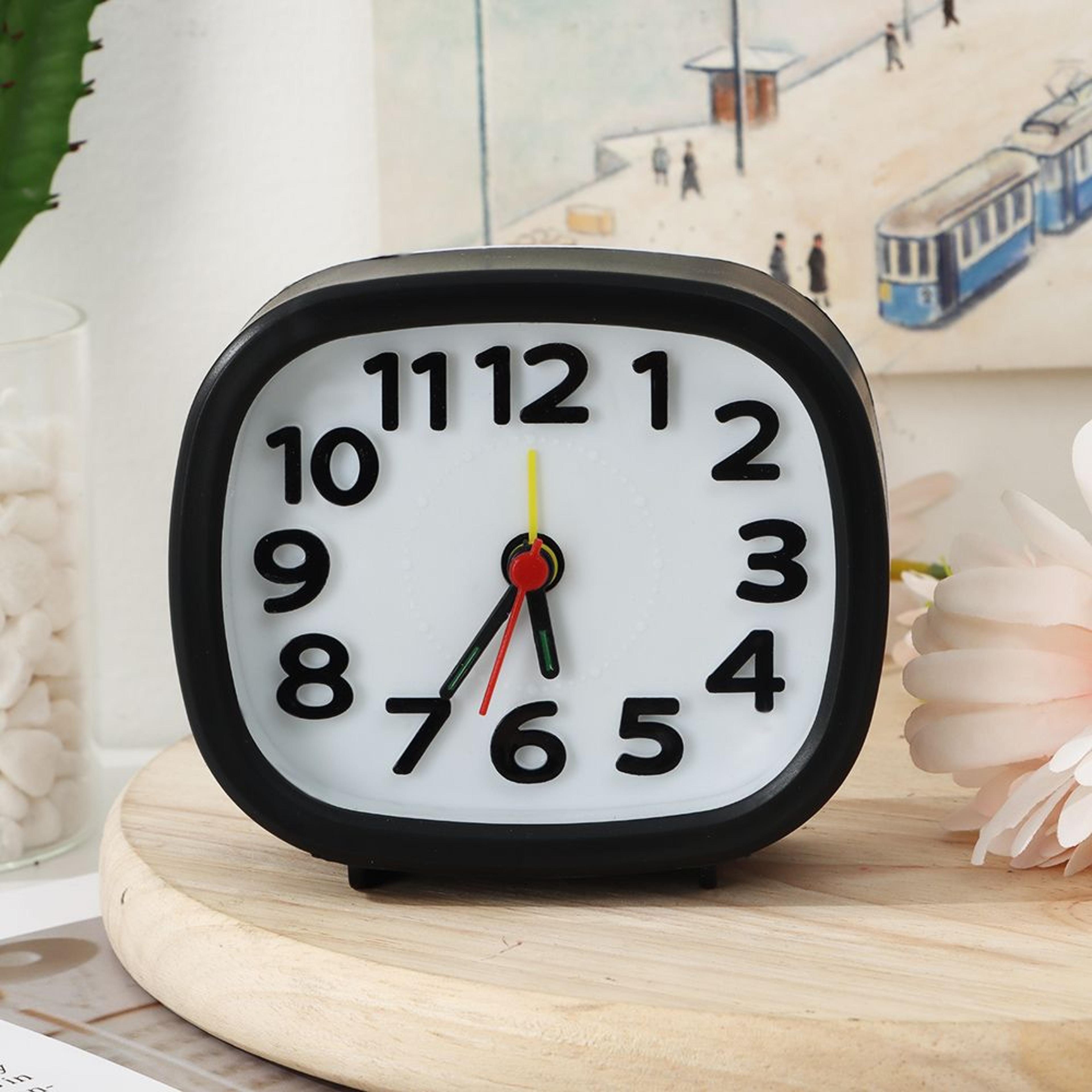 silent quartz alarm clock non ticking analog bedside clock with large easy read numbers