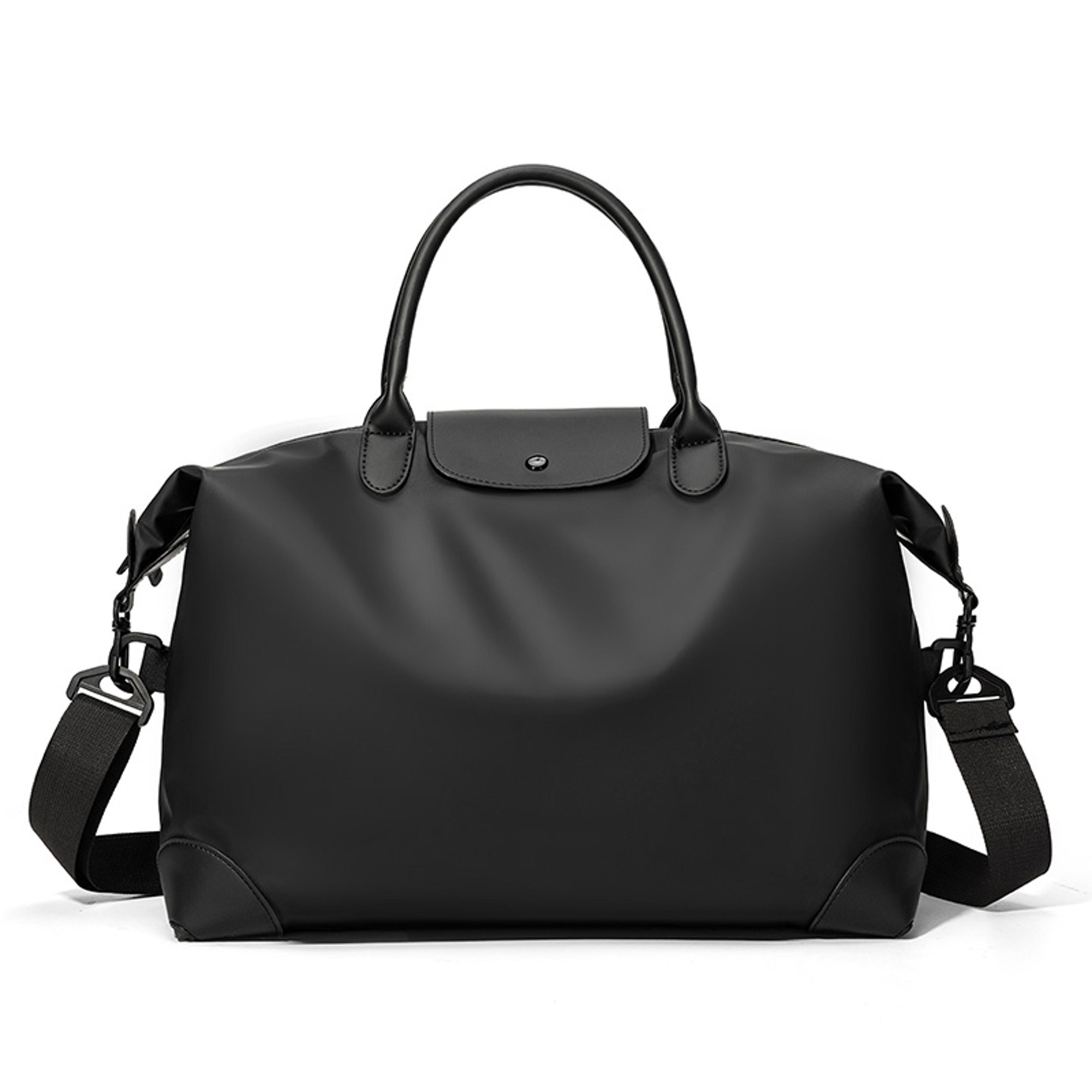 large capacity travel tote bag for weekends sports and outdoor trips