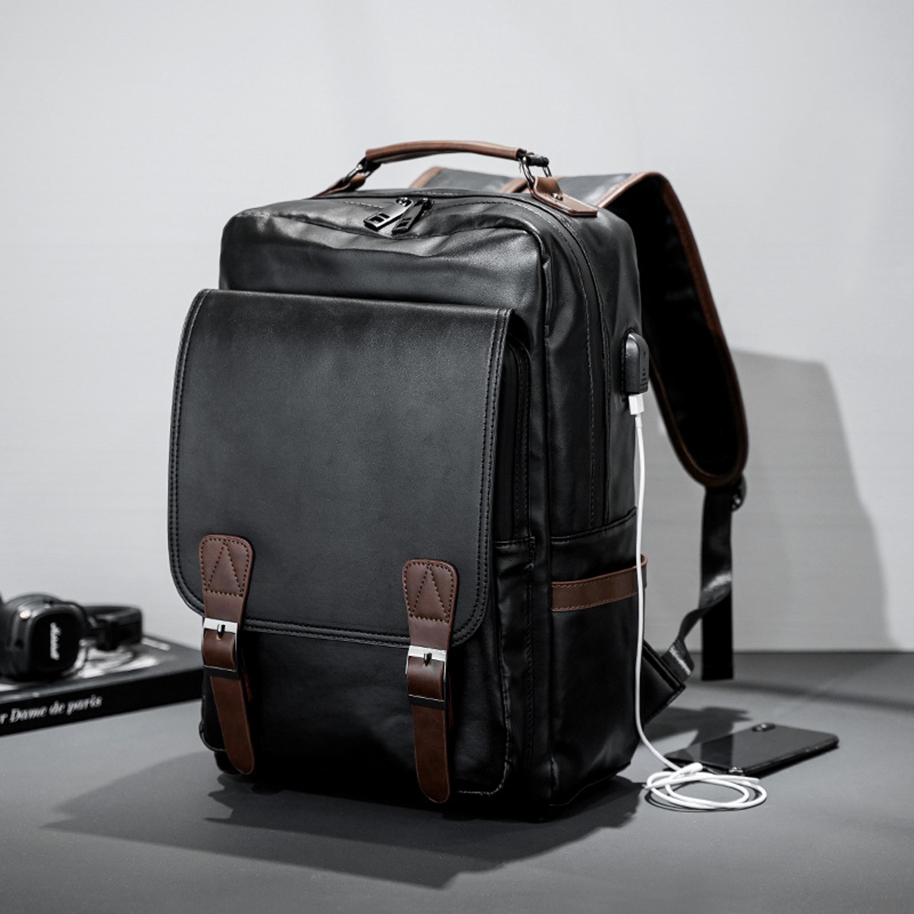 retro voyager men's leather backpack large capacity laptop and travel bag