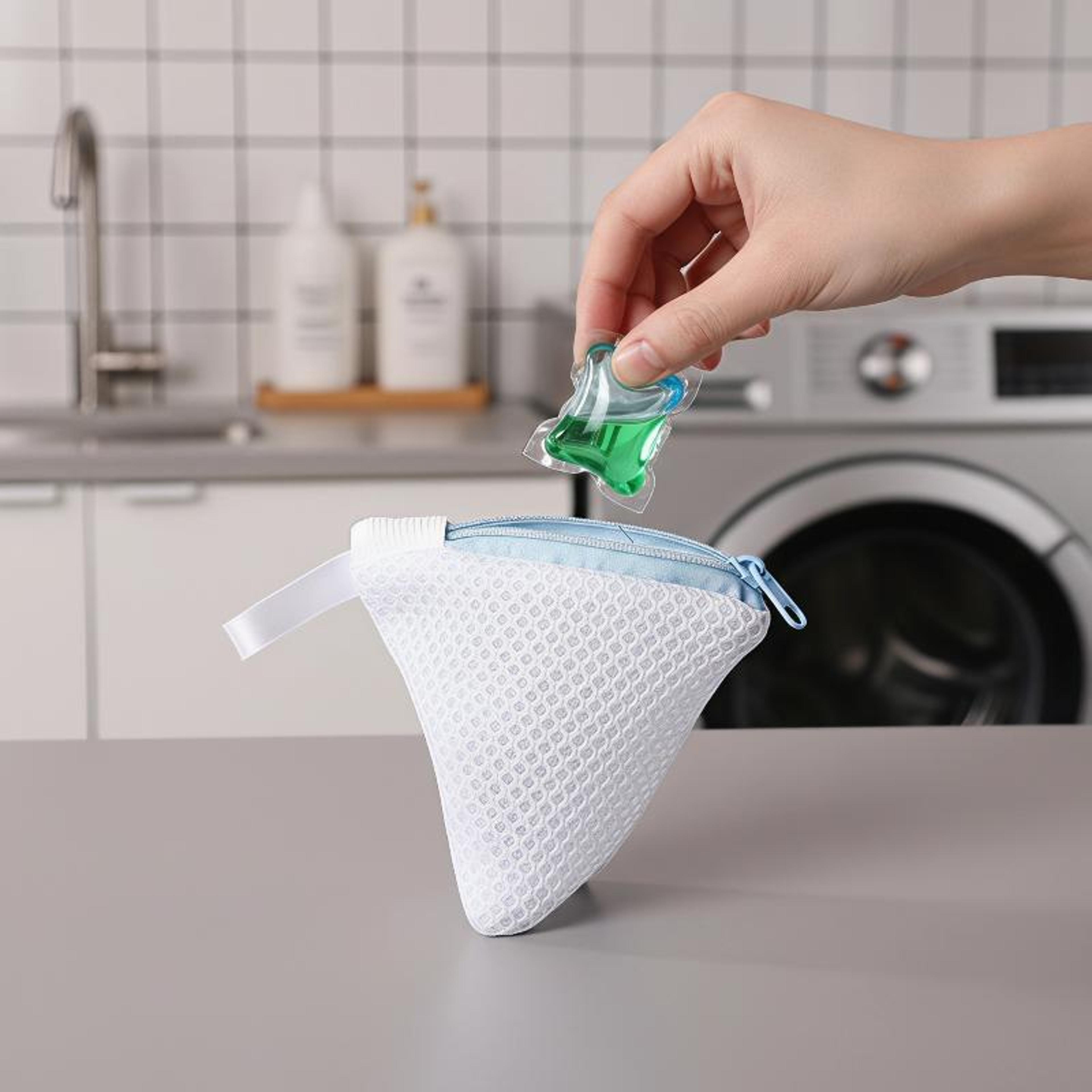 mesh laundry bags set with zippers for delicates, socks and travel